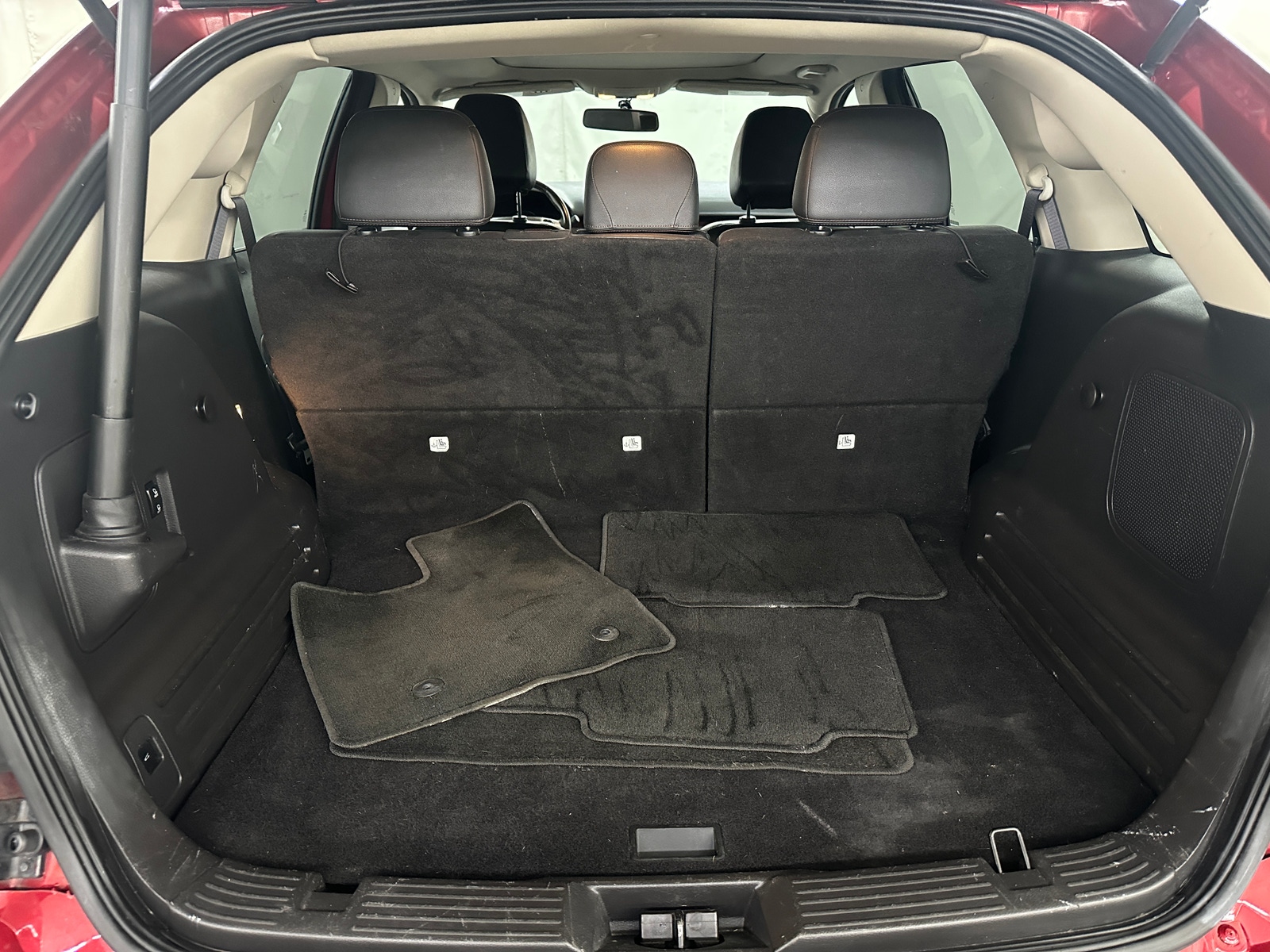 Thumbnail: 2013 Ford Edge - 6