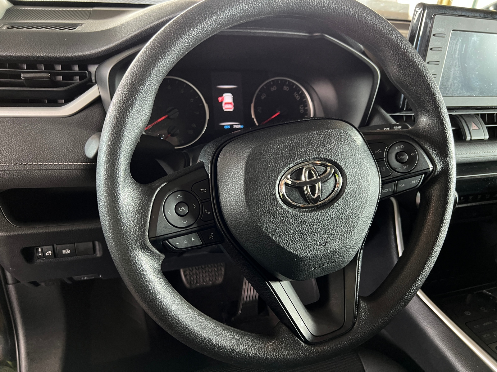 Thumbnail: 2020 Toyota RAV4 - 5