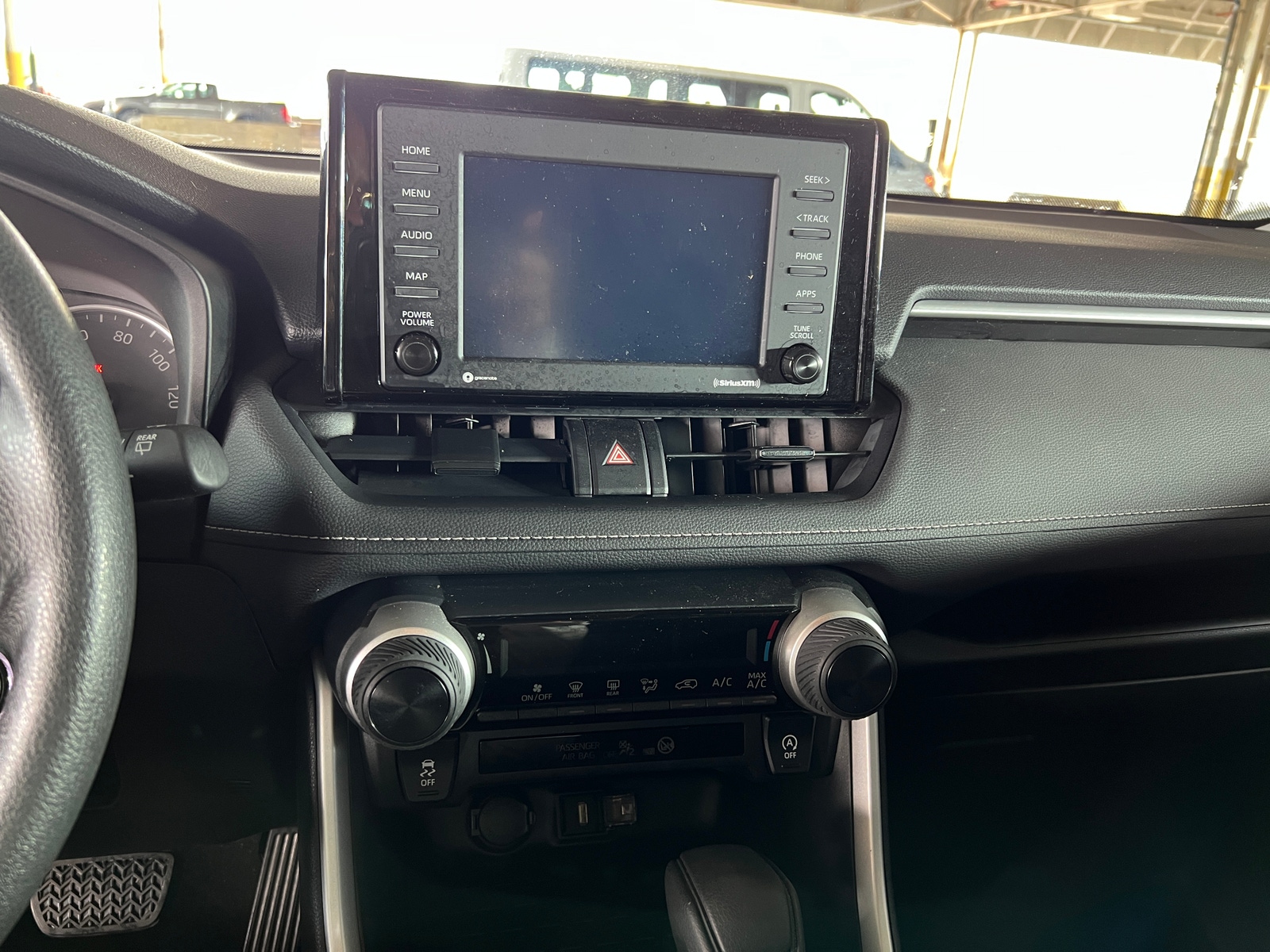 Thumbnail: 2020 Toyota RAV4 - 4