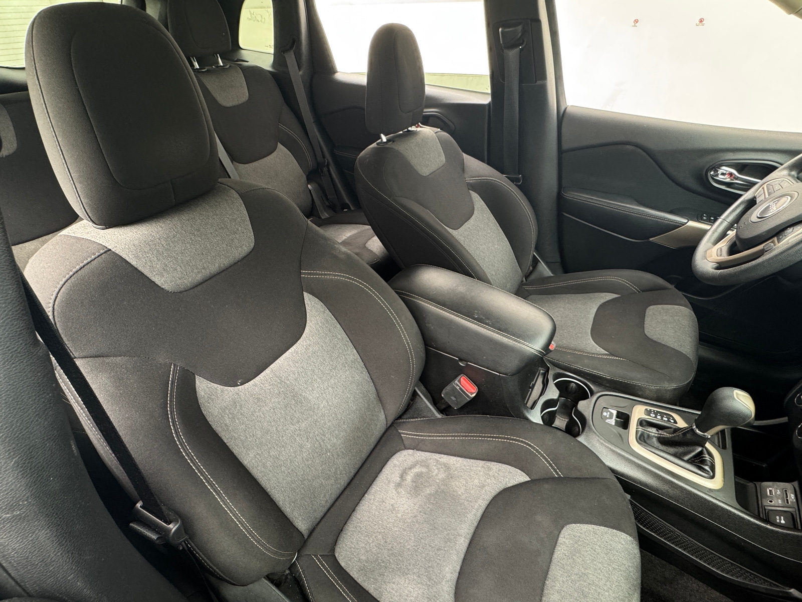 Thumbnail: 2018 Jeep Cherokee - 2