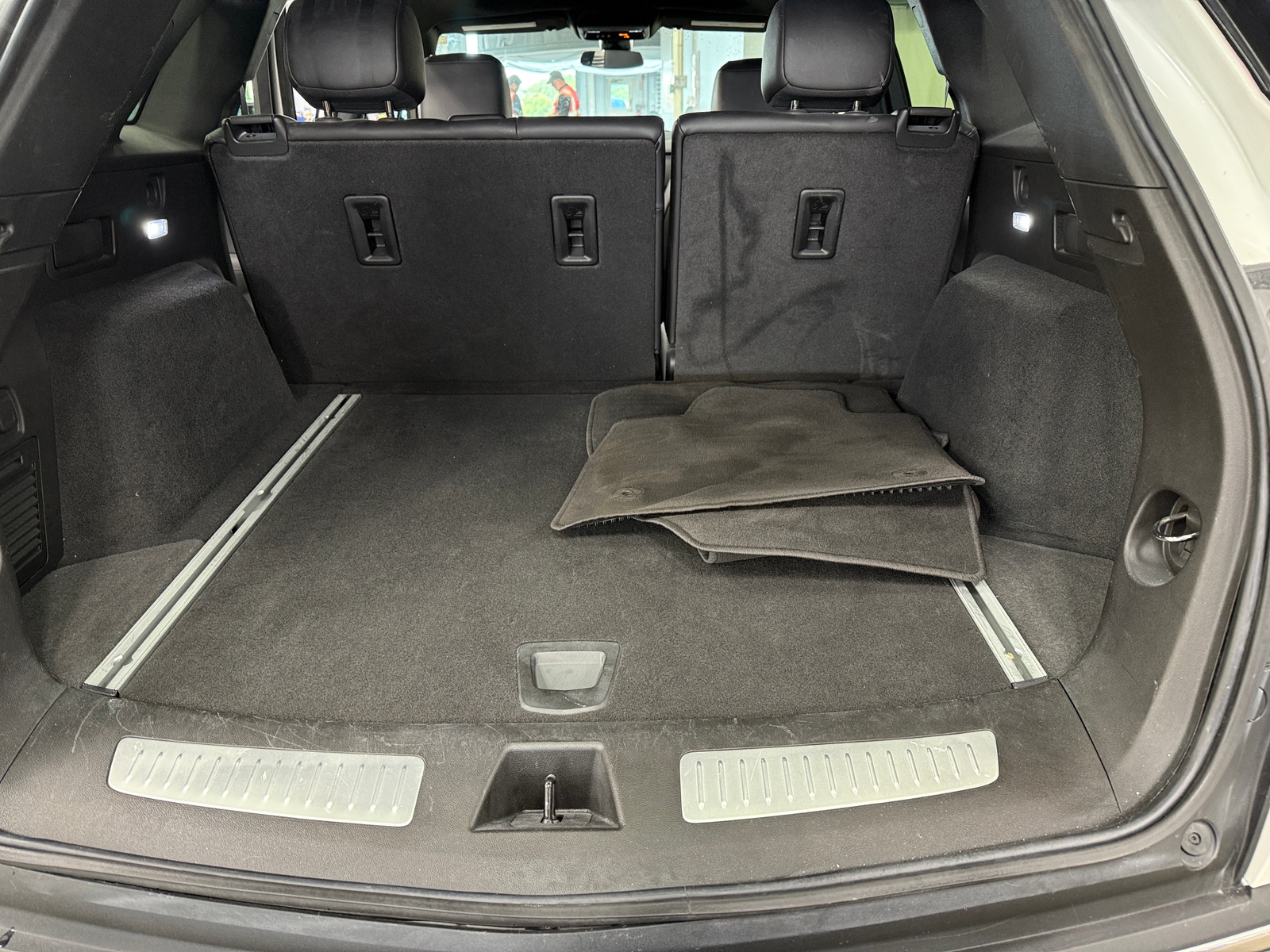 Thumbnail: 2024 Cadillac XT5 - 6