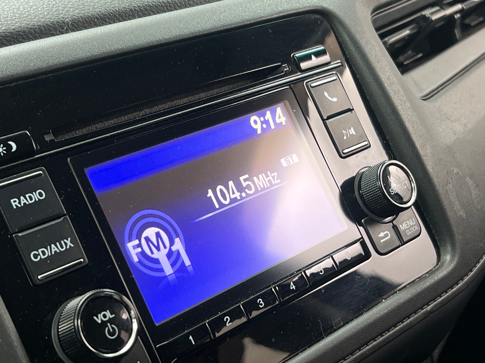 Thumbnail: 2016 Honda HR-V - 4