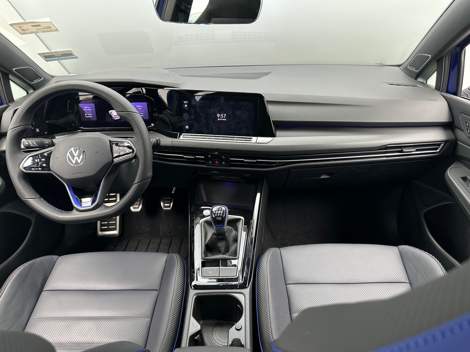 Thumbnail: 2024 Volkswagen Golf - 2