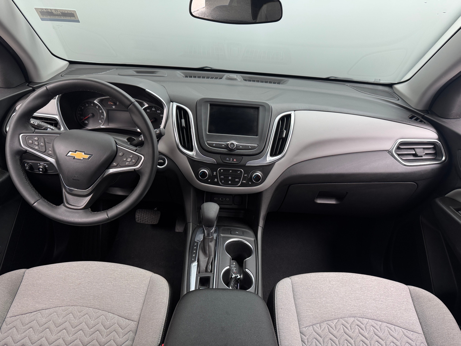 Thumbnail: 2023 Chevrolet Equinox - 3