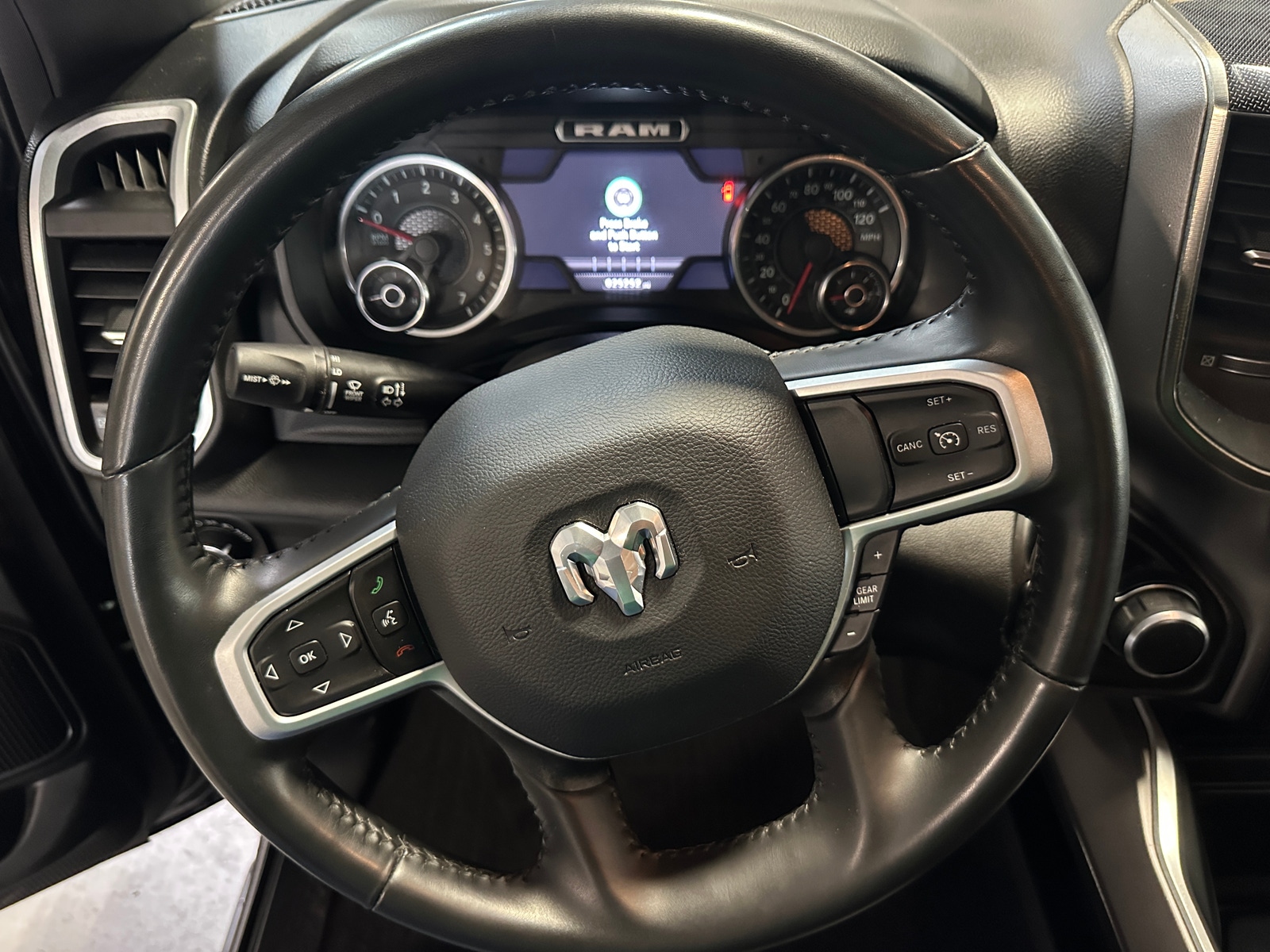 Thumbnail: 2022 RAM 1500 - 4