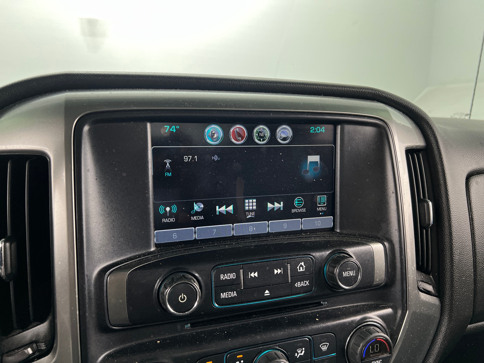 Thumbnail: 2016 Chevrolet Silverado 1500 - 4