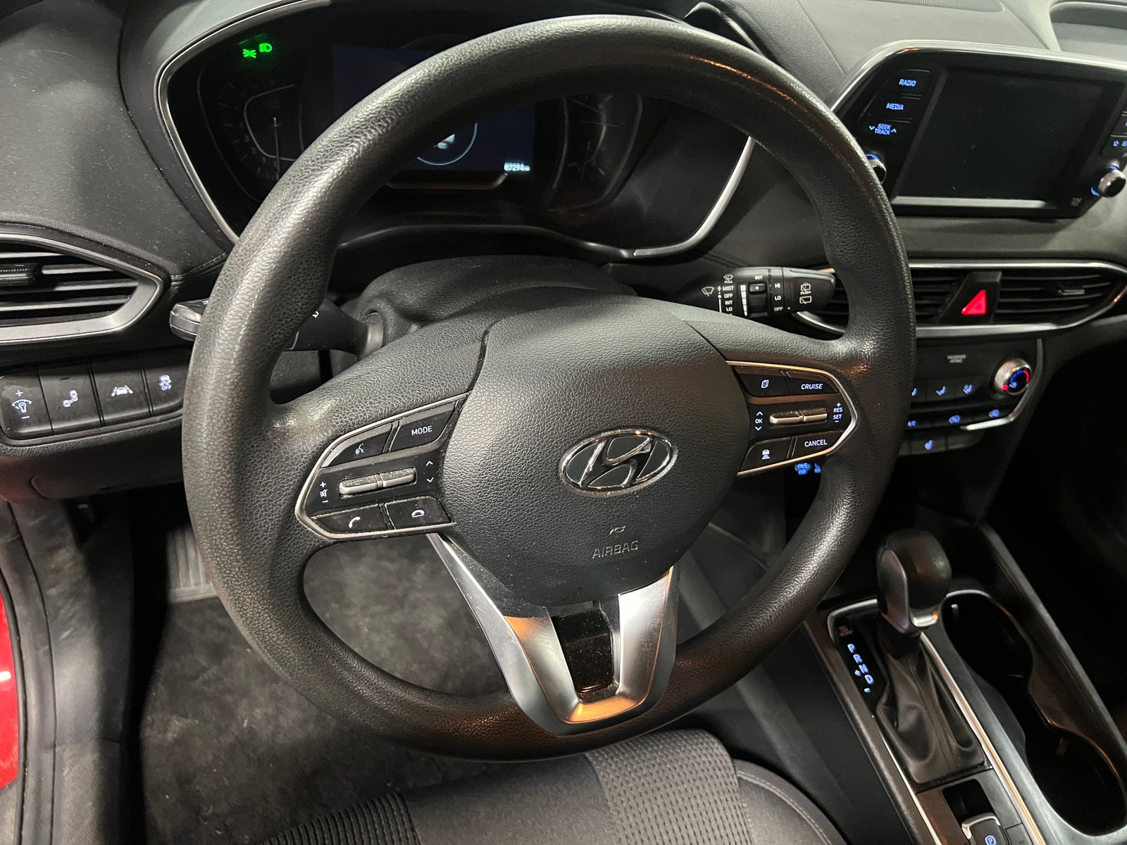 Thumbnail: 2020 Hyundai Santa Fe - 5