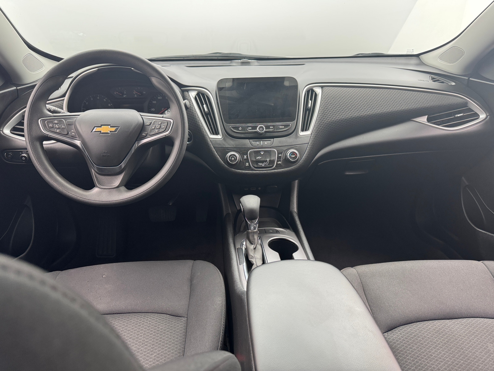 Thumbnail: 2024 Chevrolet Malibu - 3