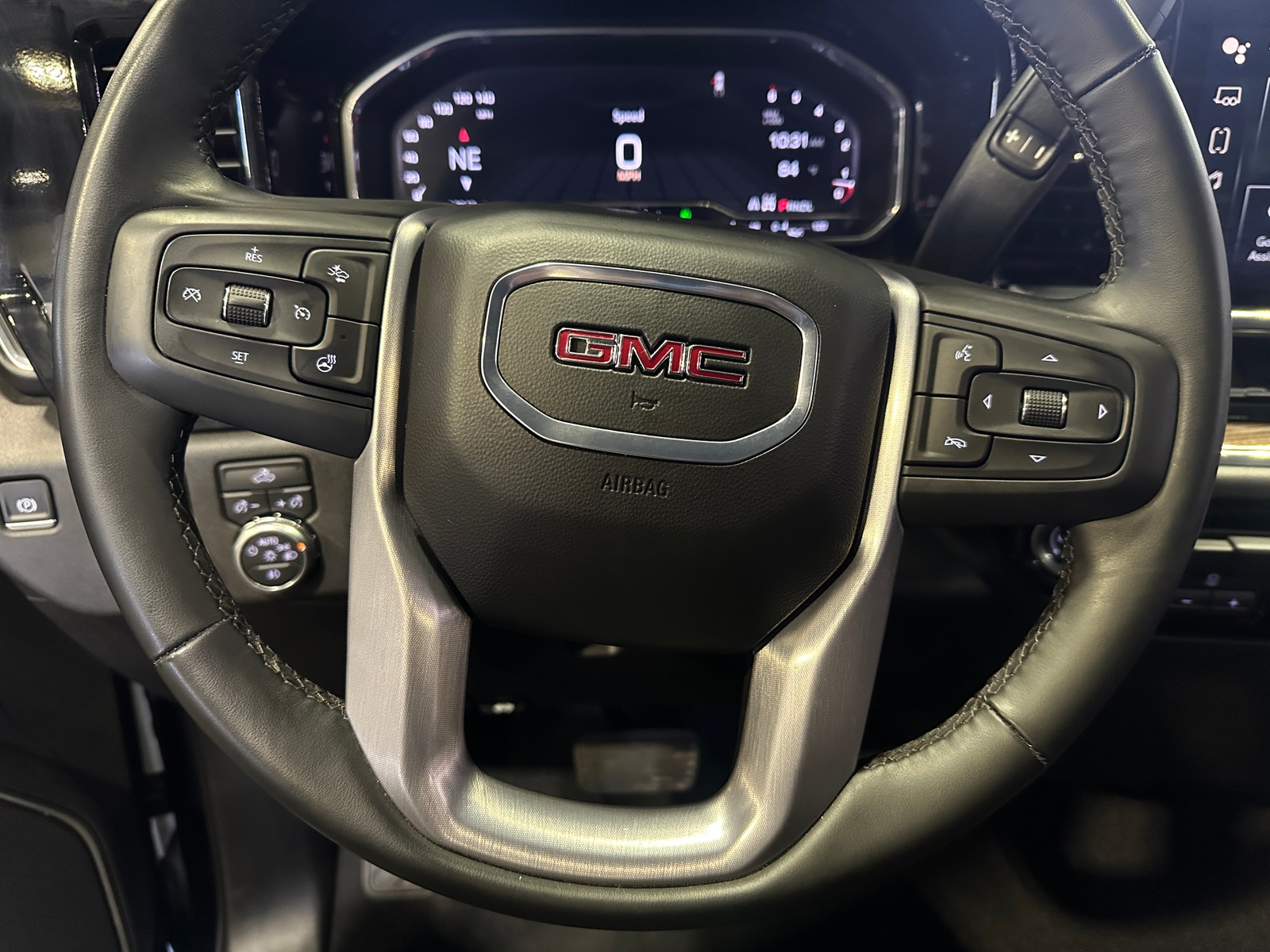 Thumbnail: 2025 GMC Sierra 1500 - 5