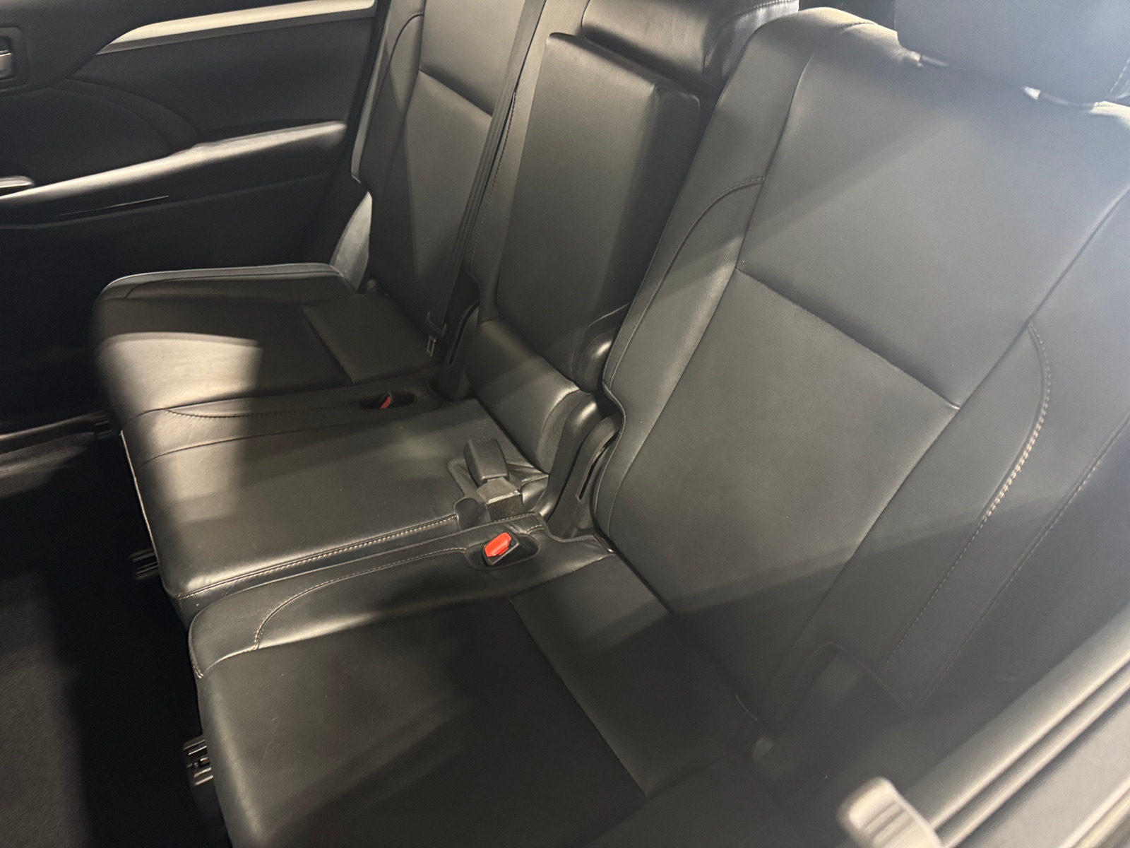 Thumbnail: 2018 Toyota Highlander - 5