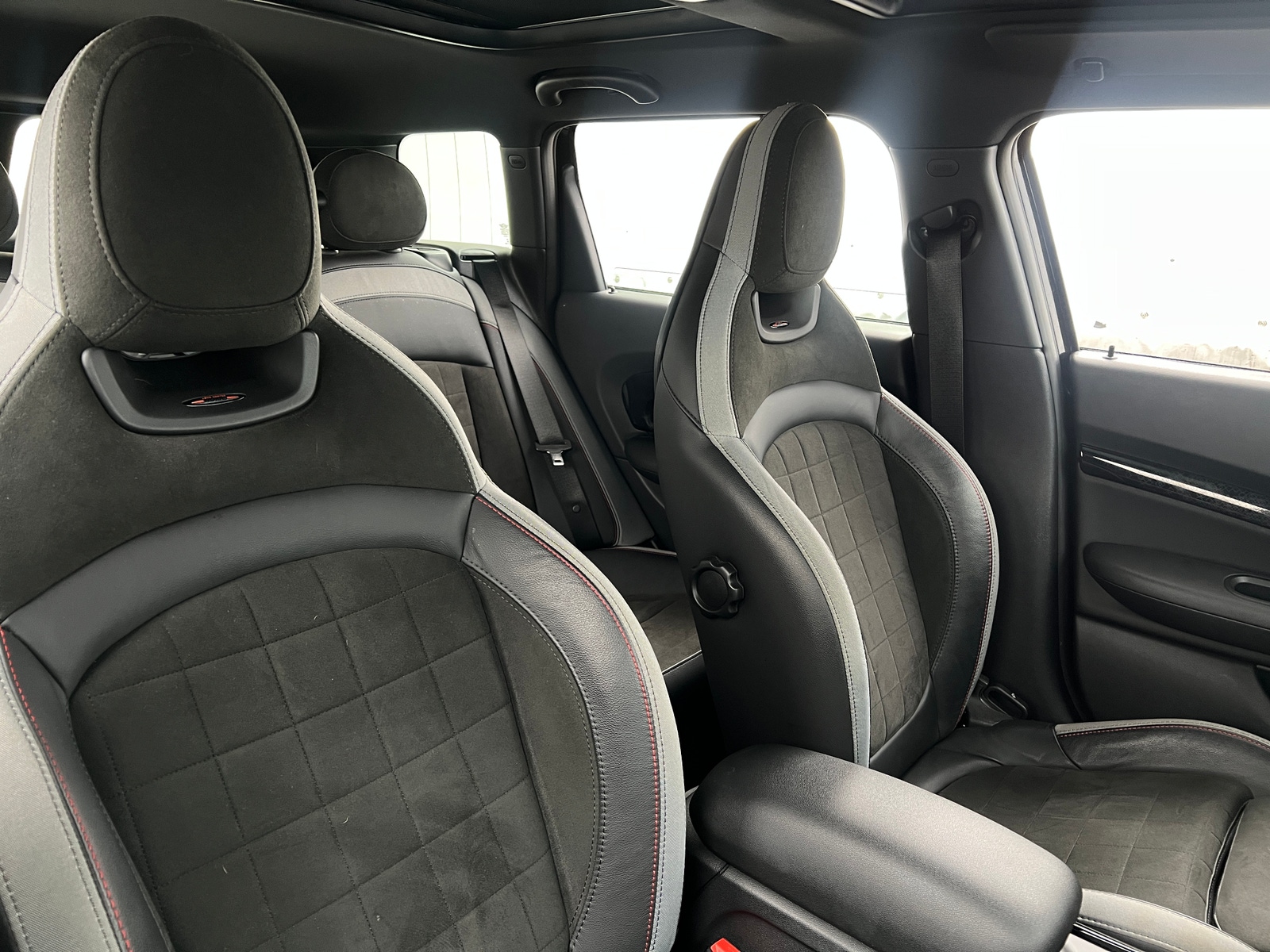 Thumbnail: 2022 MINI Cooper Clubman - 2
