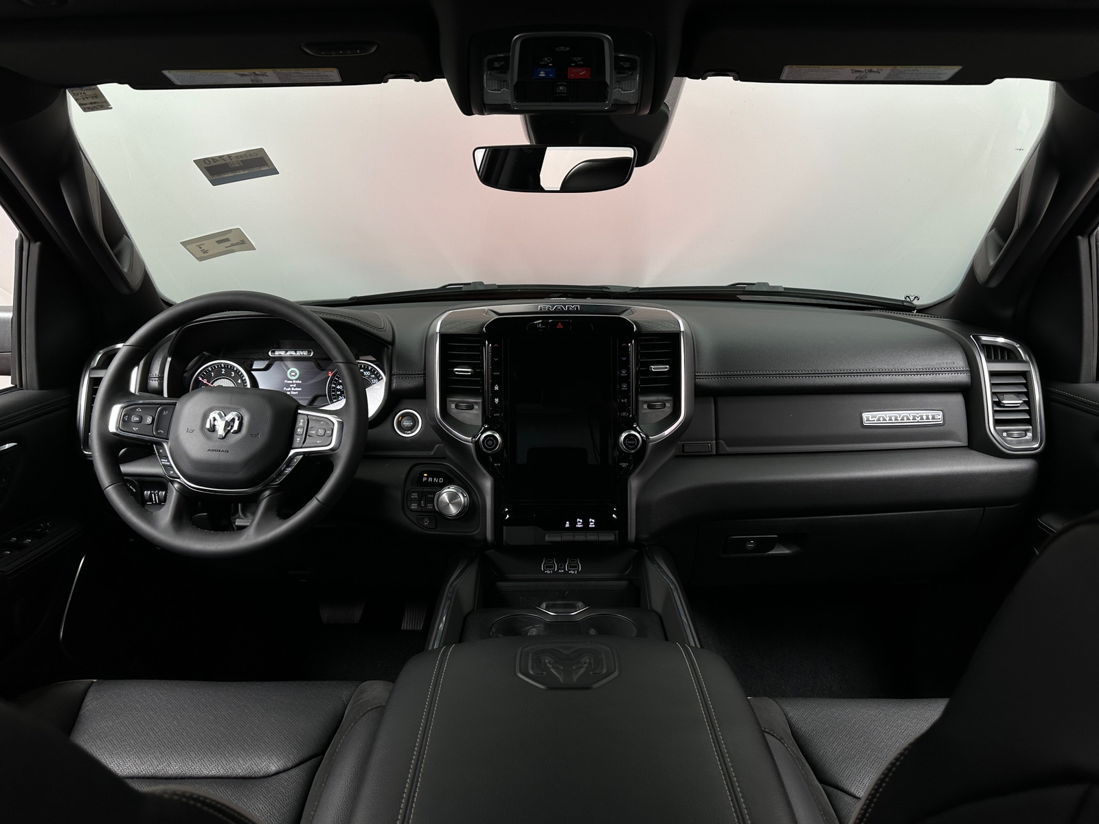 Thumbnail: 2025 RAM 1500 - 2