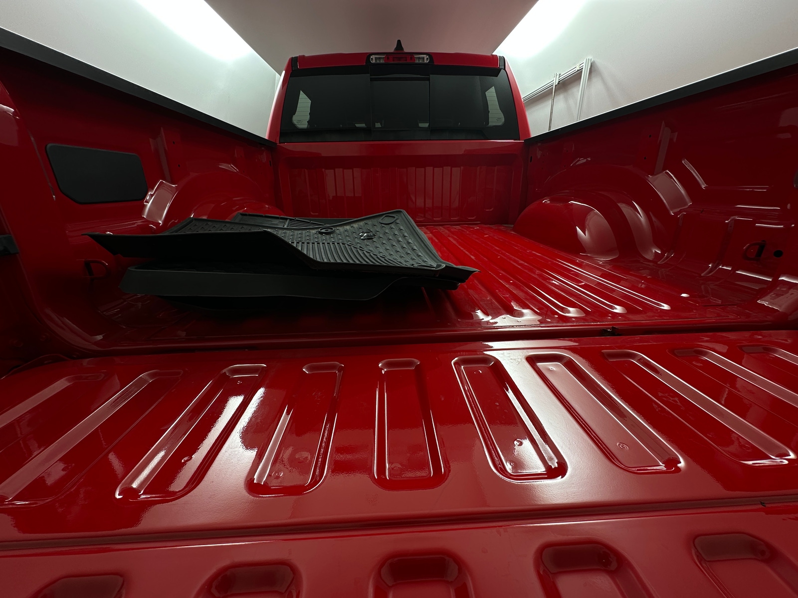Thumbnail: 2025 RAM 1500 - 6