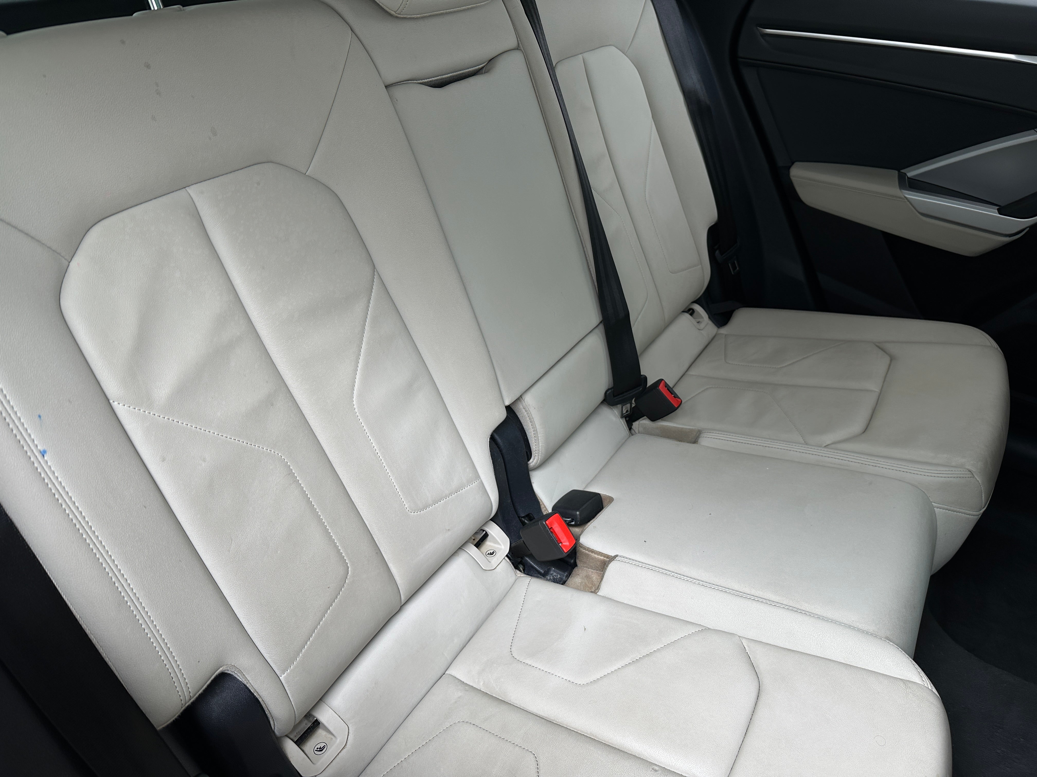 2022 Audi Q3