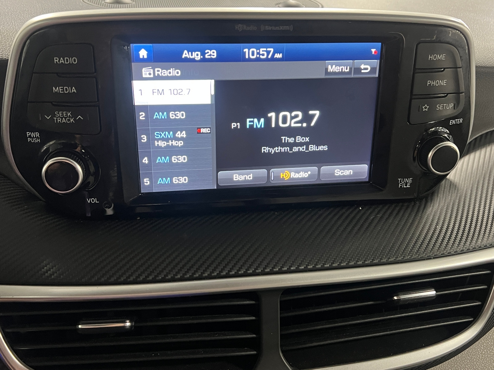 Thumbnail: 2019 Hyundai Tucson - 4