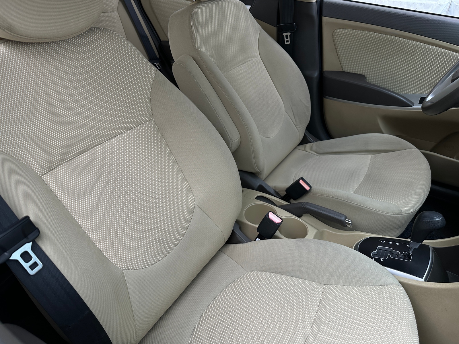 Thumbnail: 2013 Hyundai Accent - 2