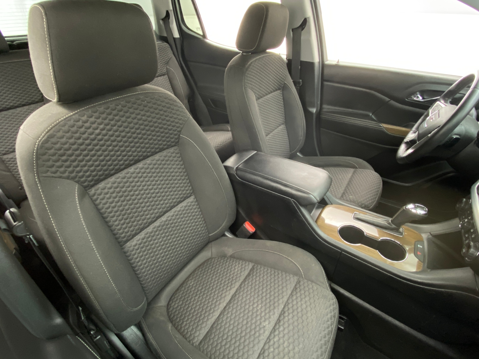 Thumbnail: 2018 GMC Acadia - 2