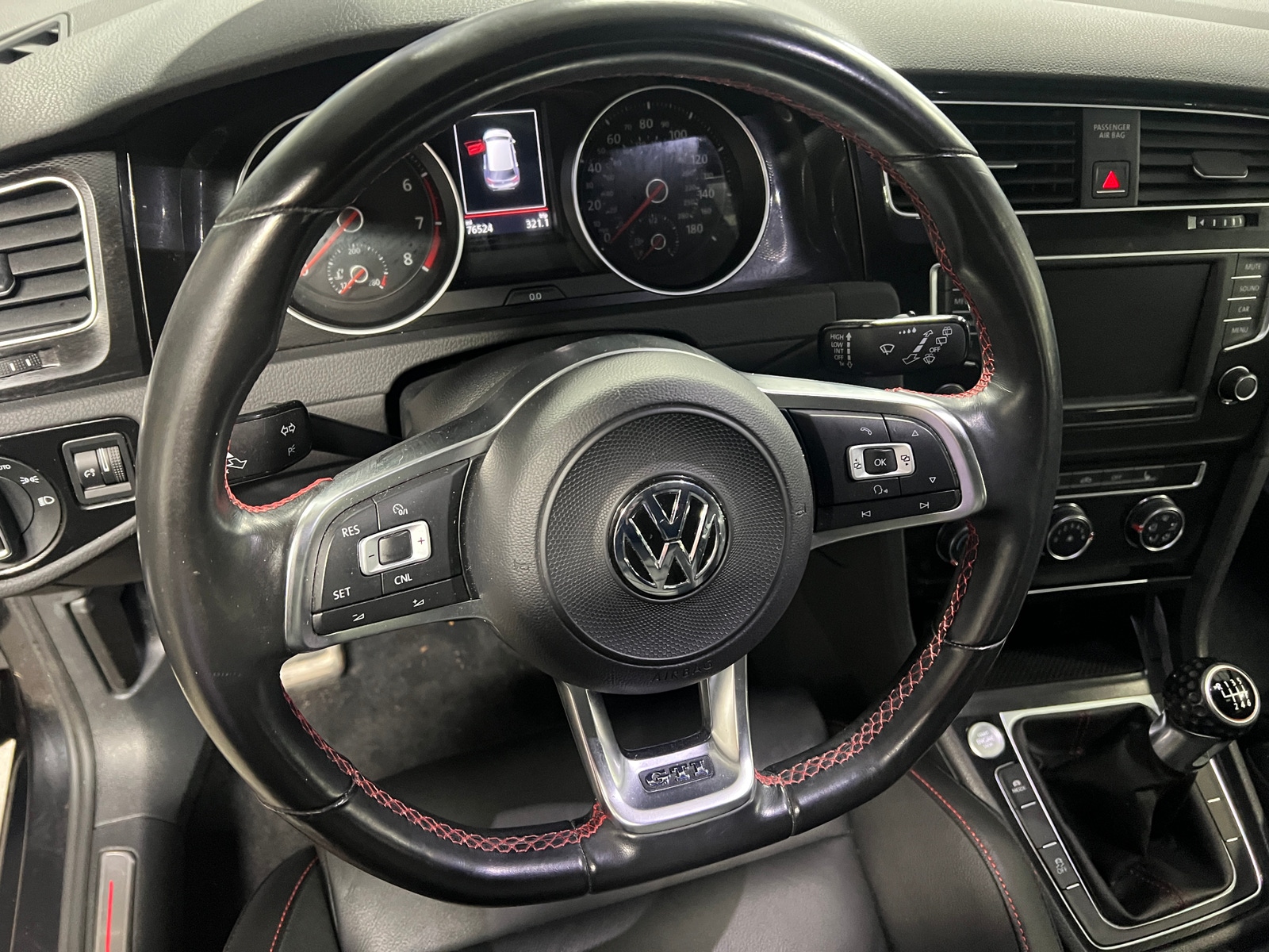 Thumbnail: 2017 Volkswagen Golf - 5