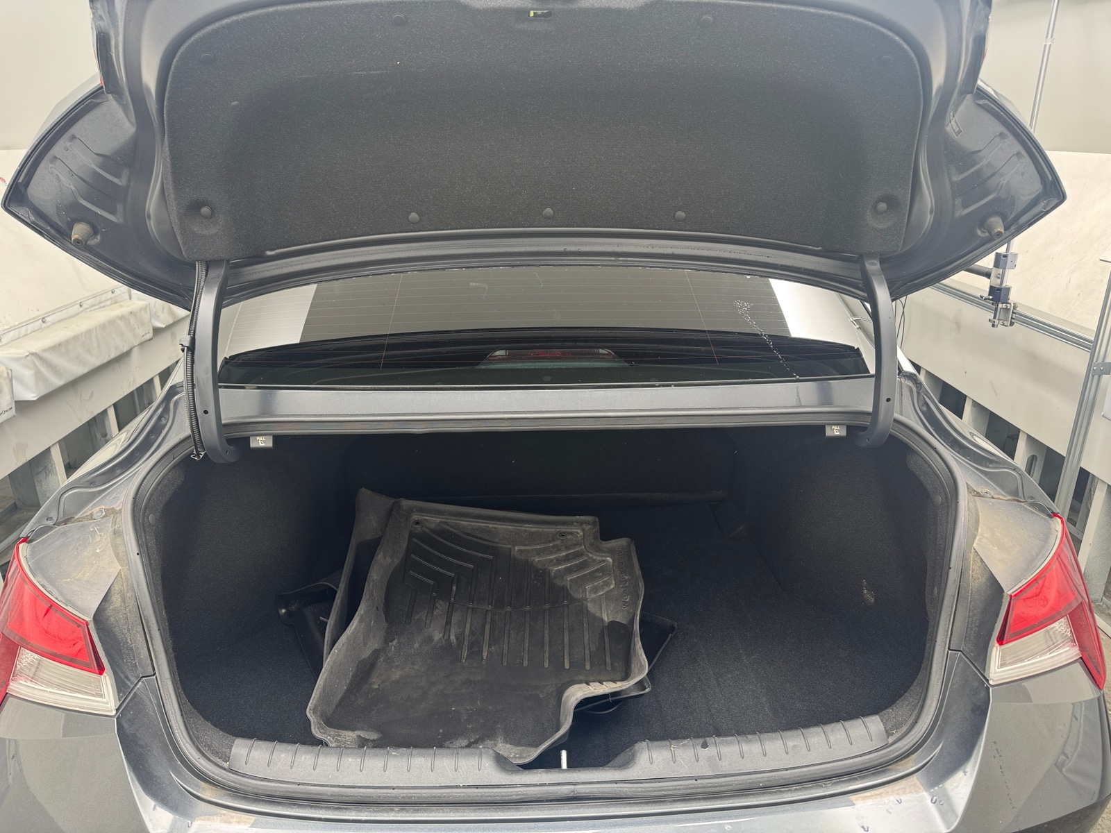 Thumbnail: 2021 Hyundai Elantra - 7