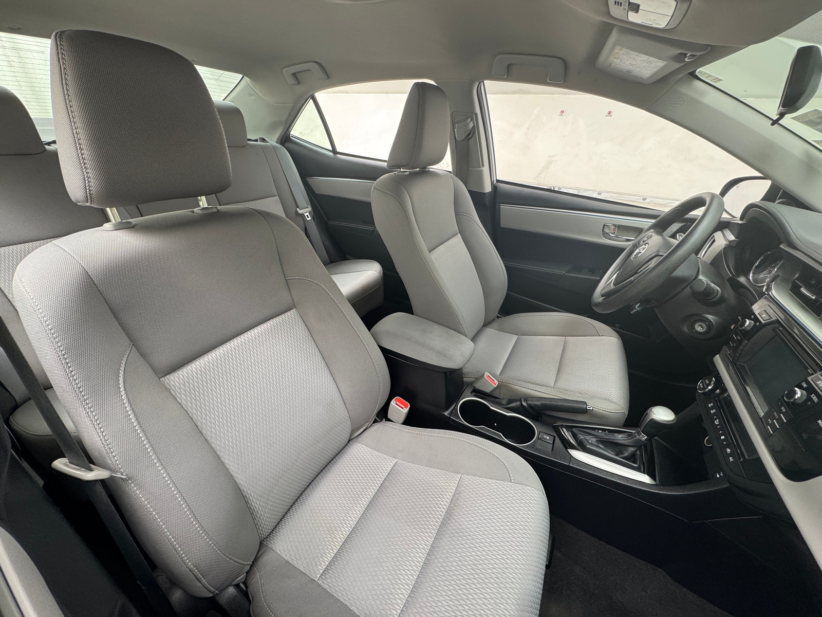 Thumbnail: 2015 Toyota Corolla - 2