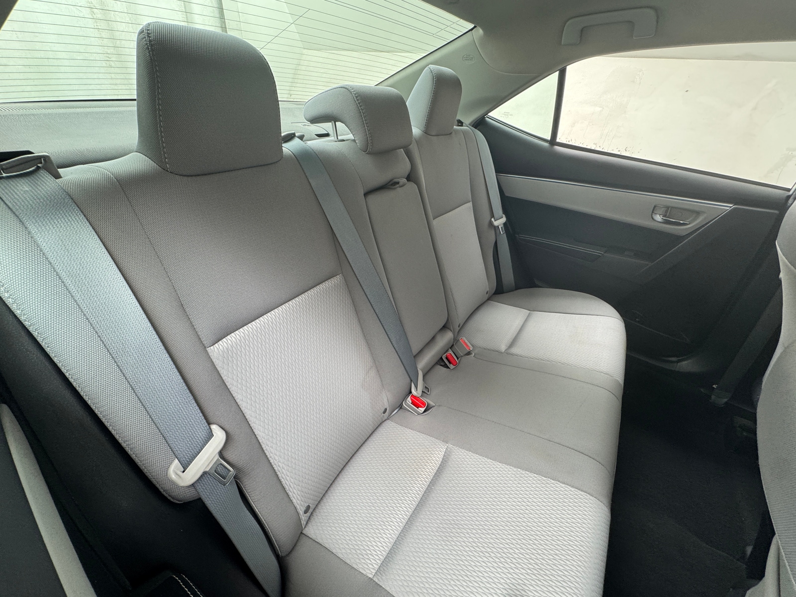 Thumbnail: 2015 Toyota Corolla - 6