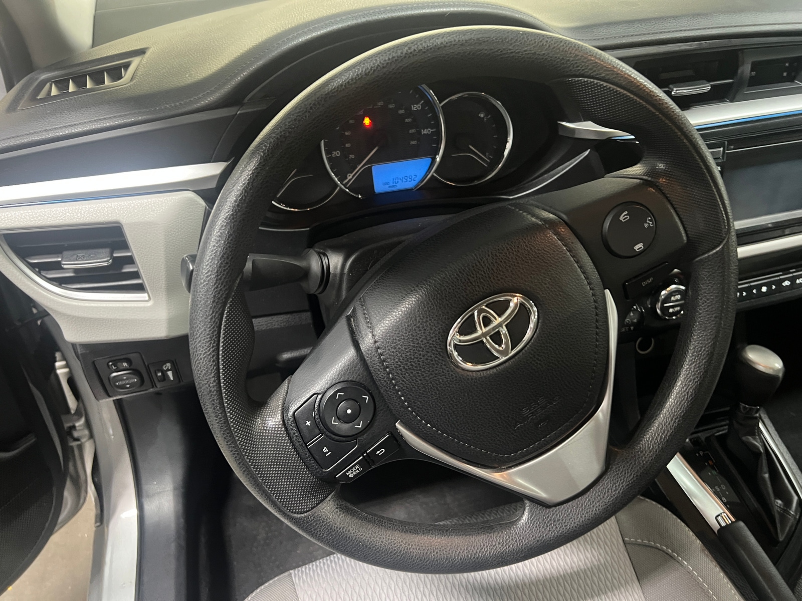 Thumbnail: 2015 Toyota Corolla - 5