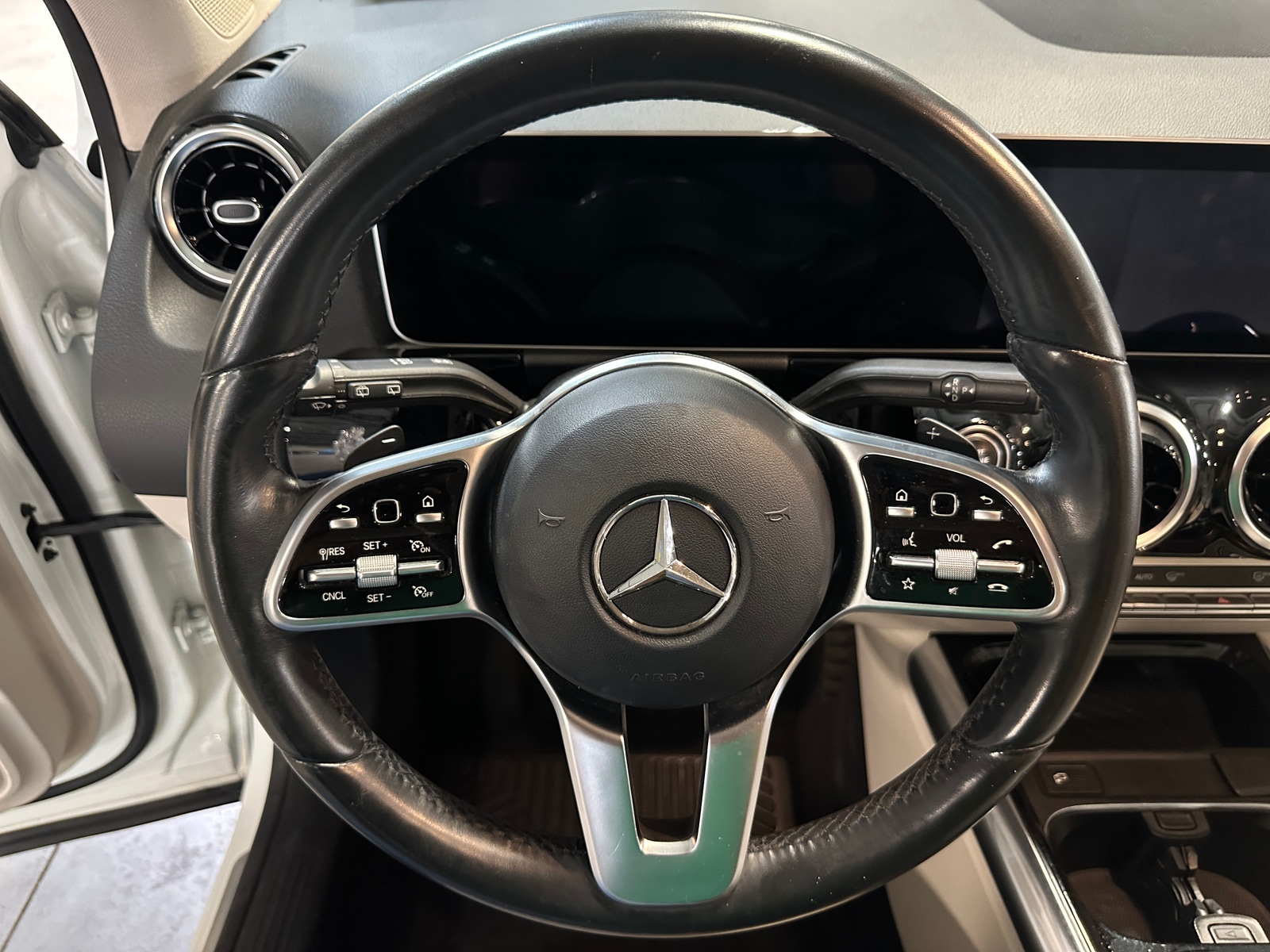 Thumbnail: 2021 Mercedes-Benz GLA - 4