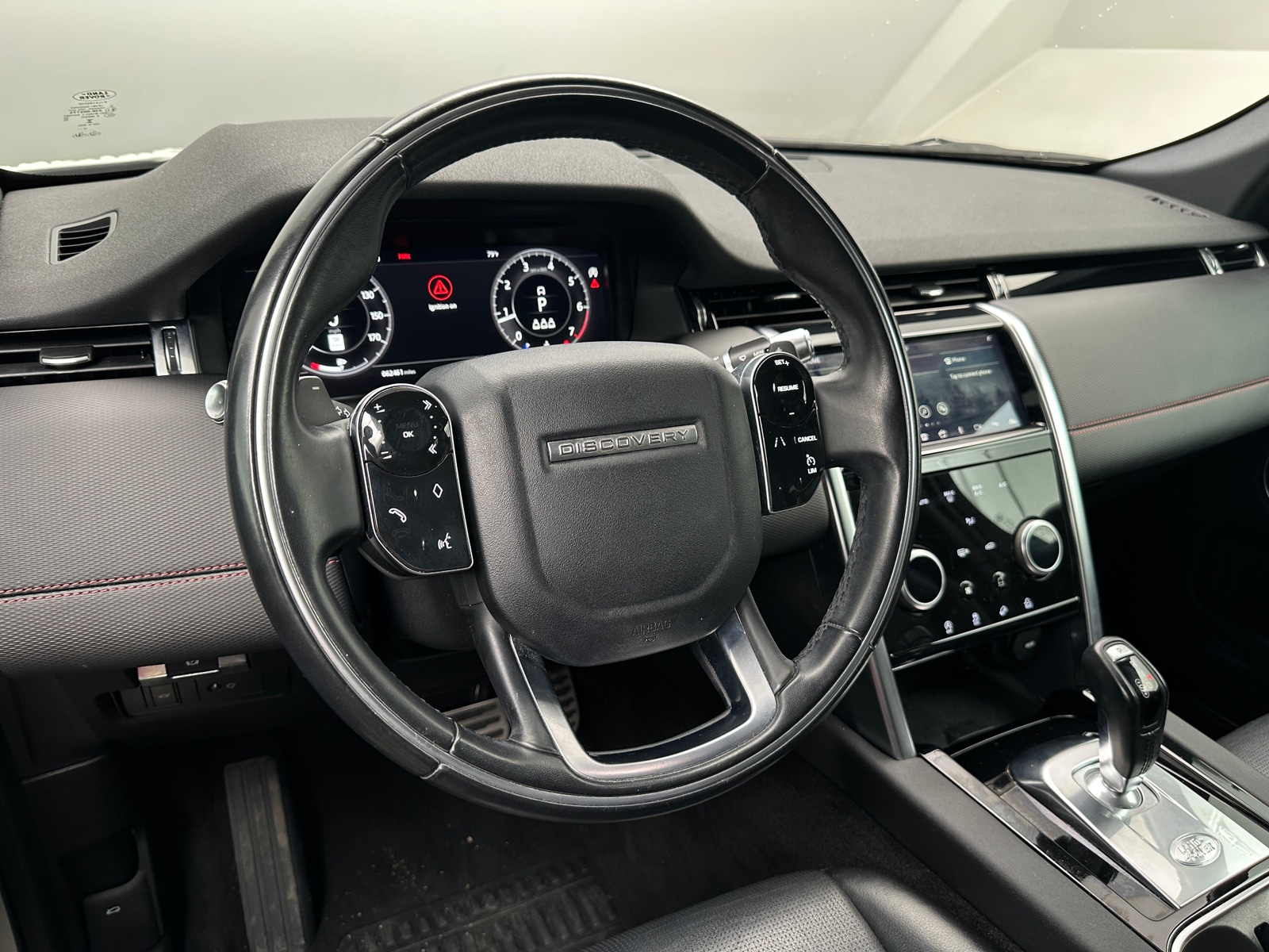 Thumbnail: 2020 Land Rover Discovery Sport - 4
