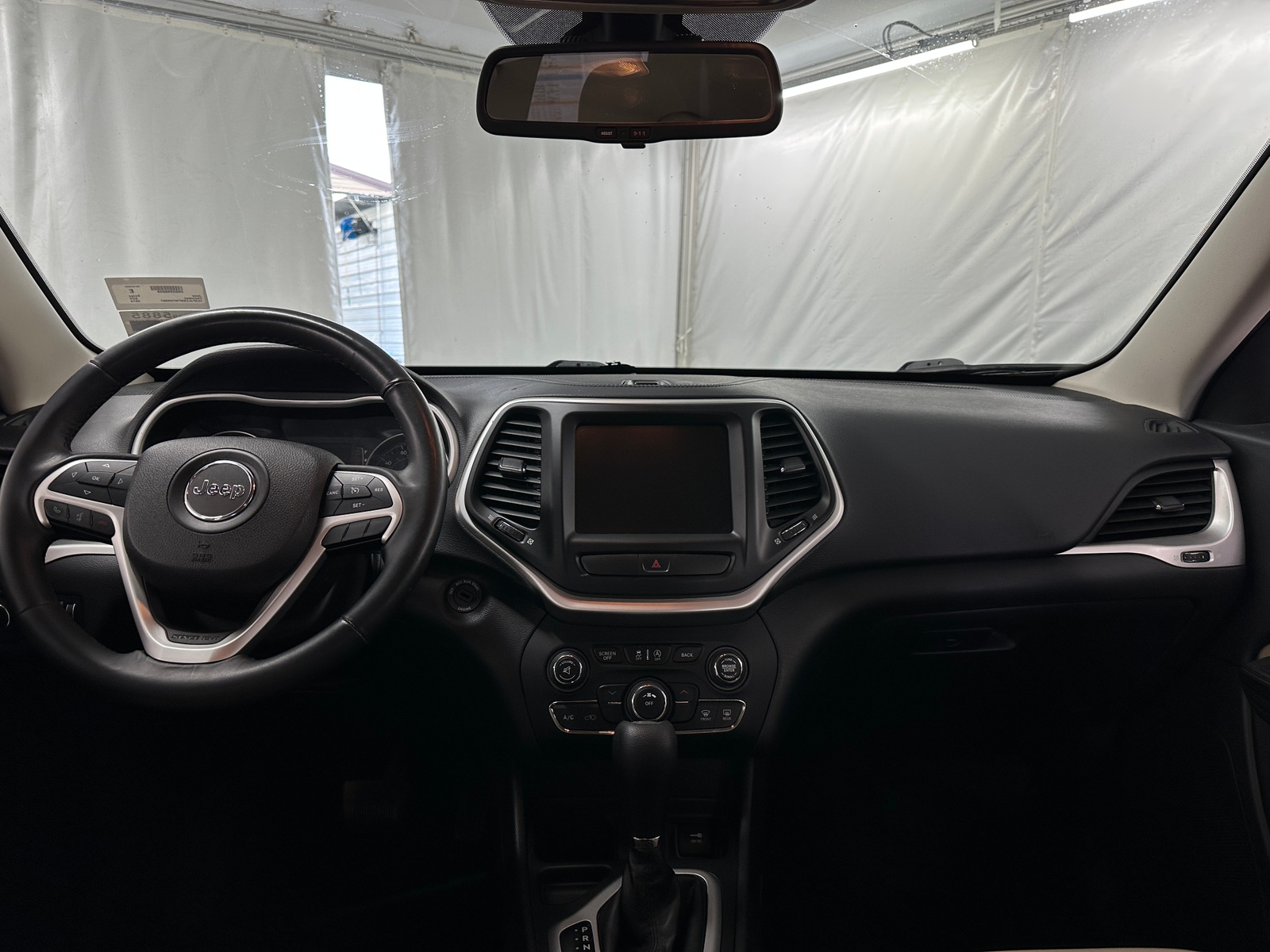 Thumbnail: 2015 Jeep Cherokee - 3