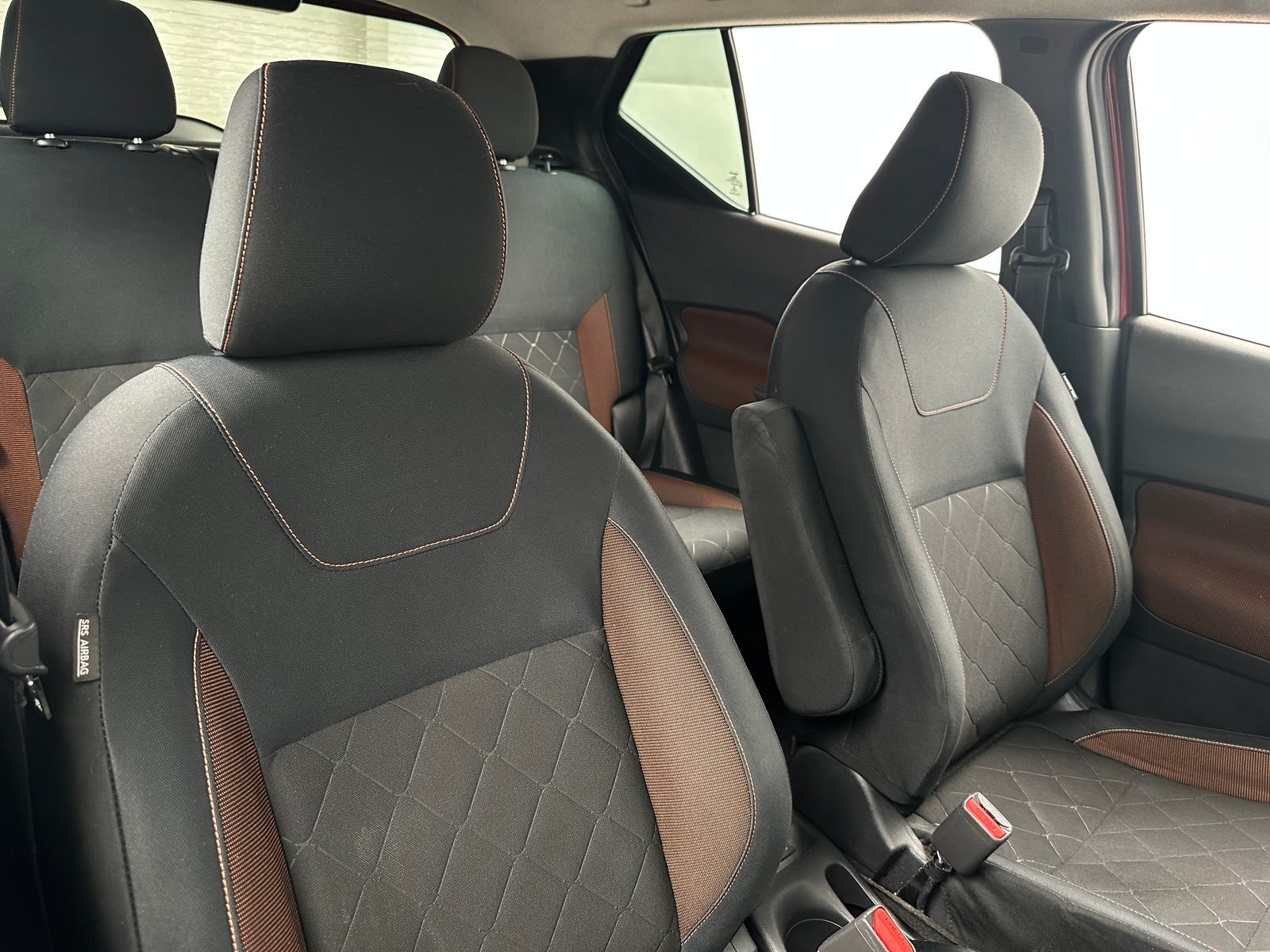 Thumbnail: 2018 Nissan Kicks - 2