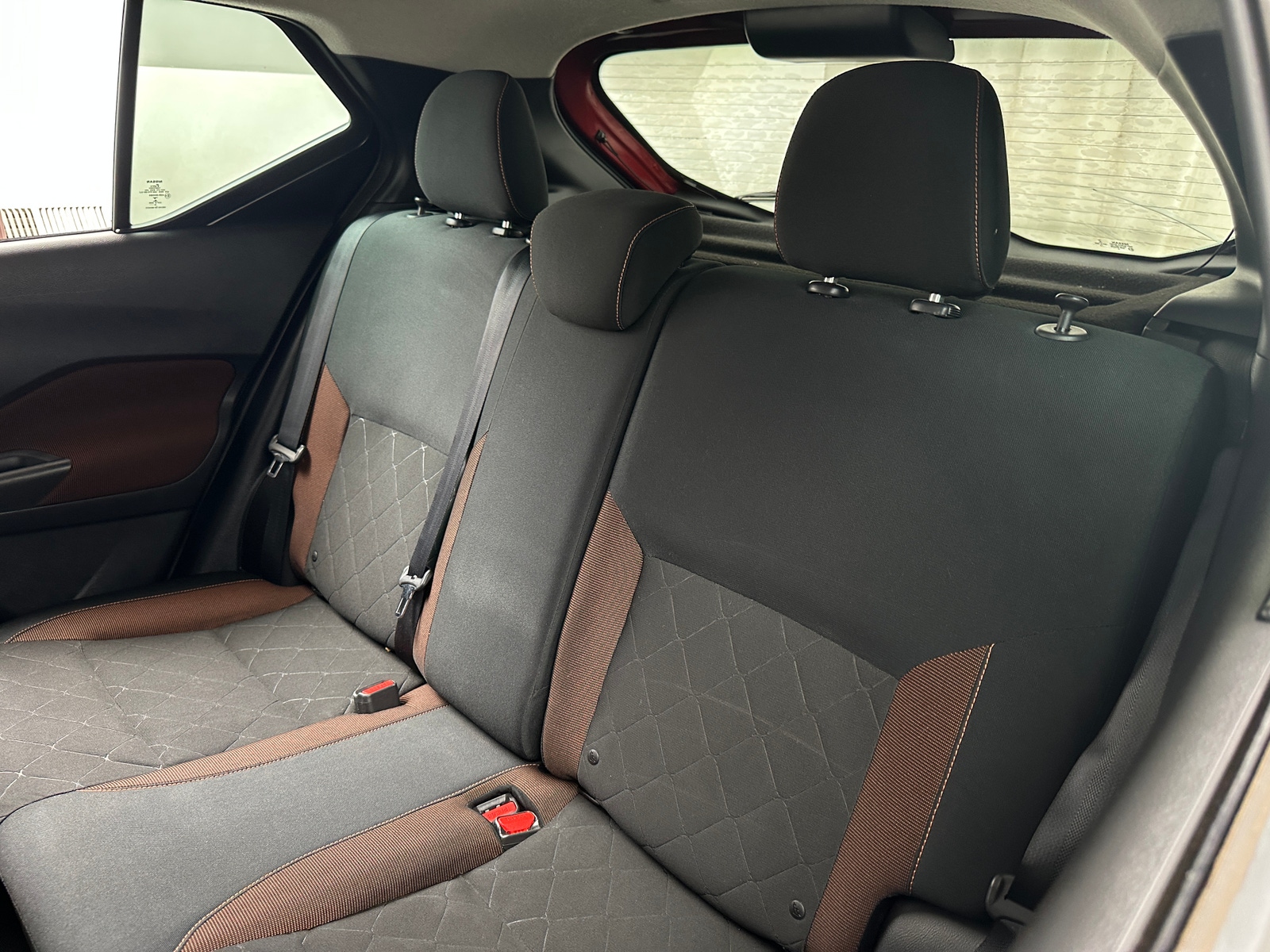Thumbnail: 2018 Nissan Kicks - 6