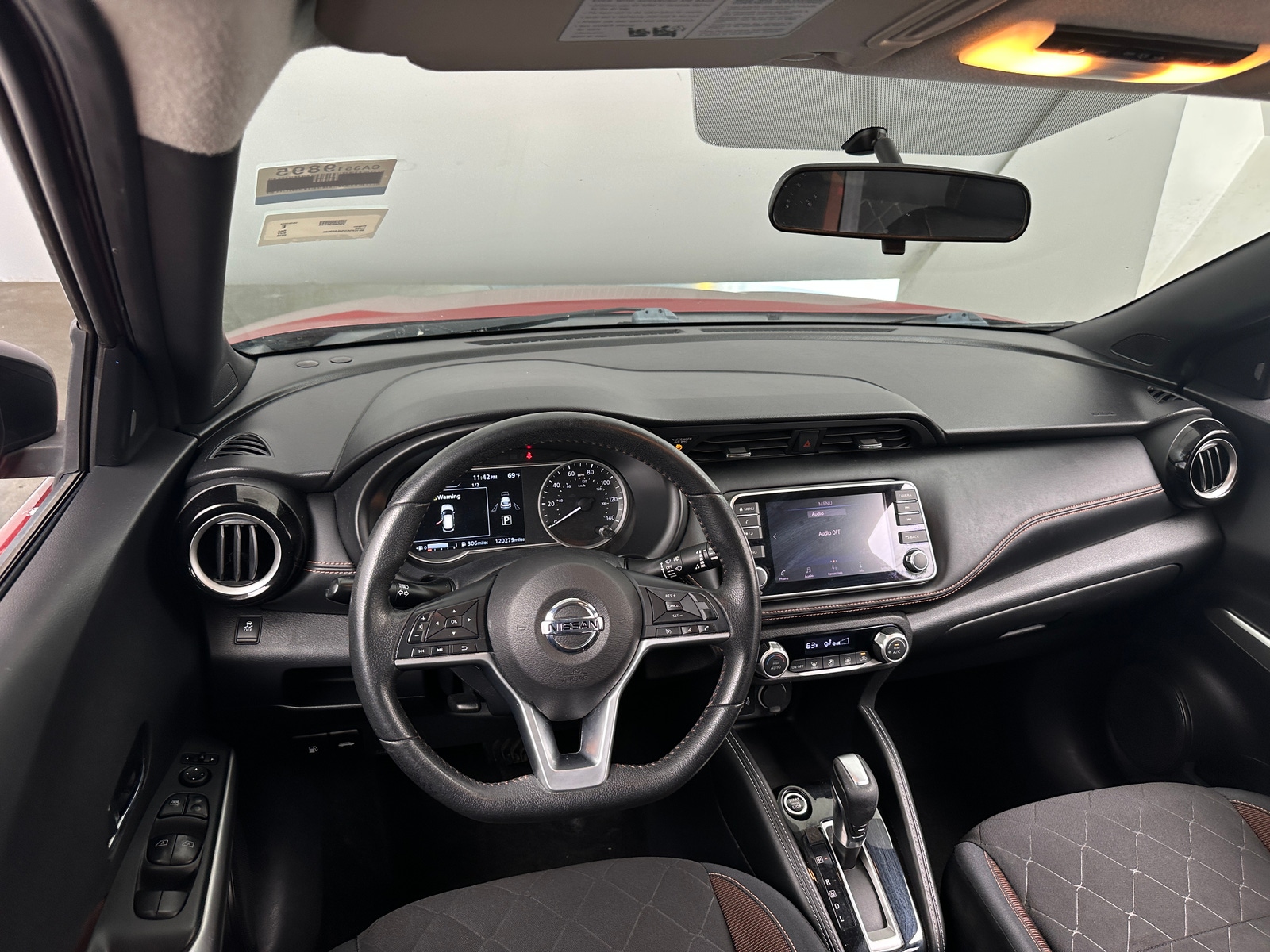Thumbnail: 2018 Nissan Kicks - 3