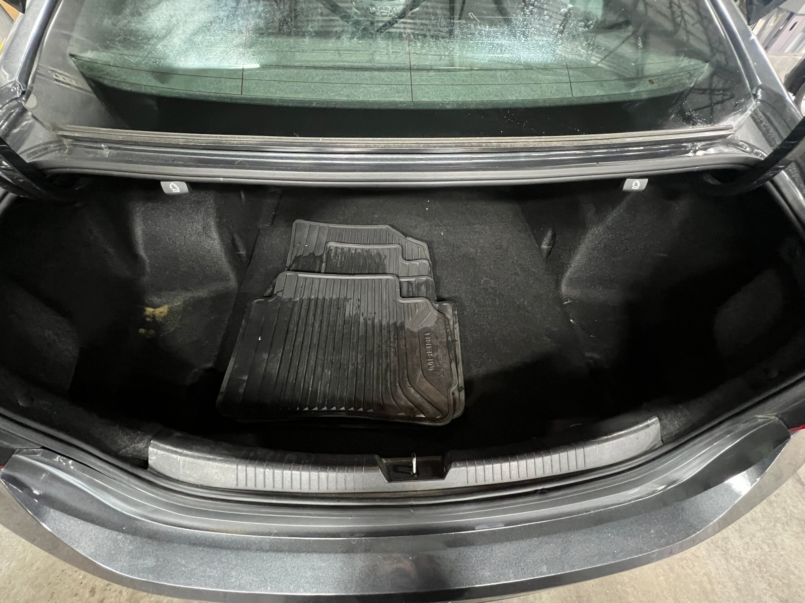 Thumbnail: 2017 Chevrolet Malibu - 7