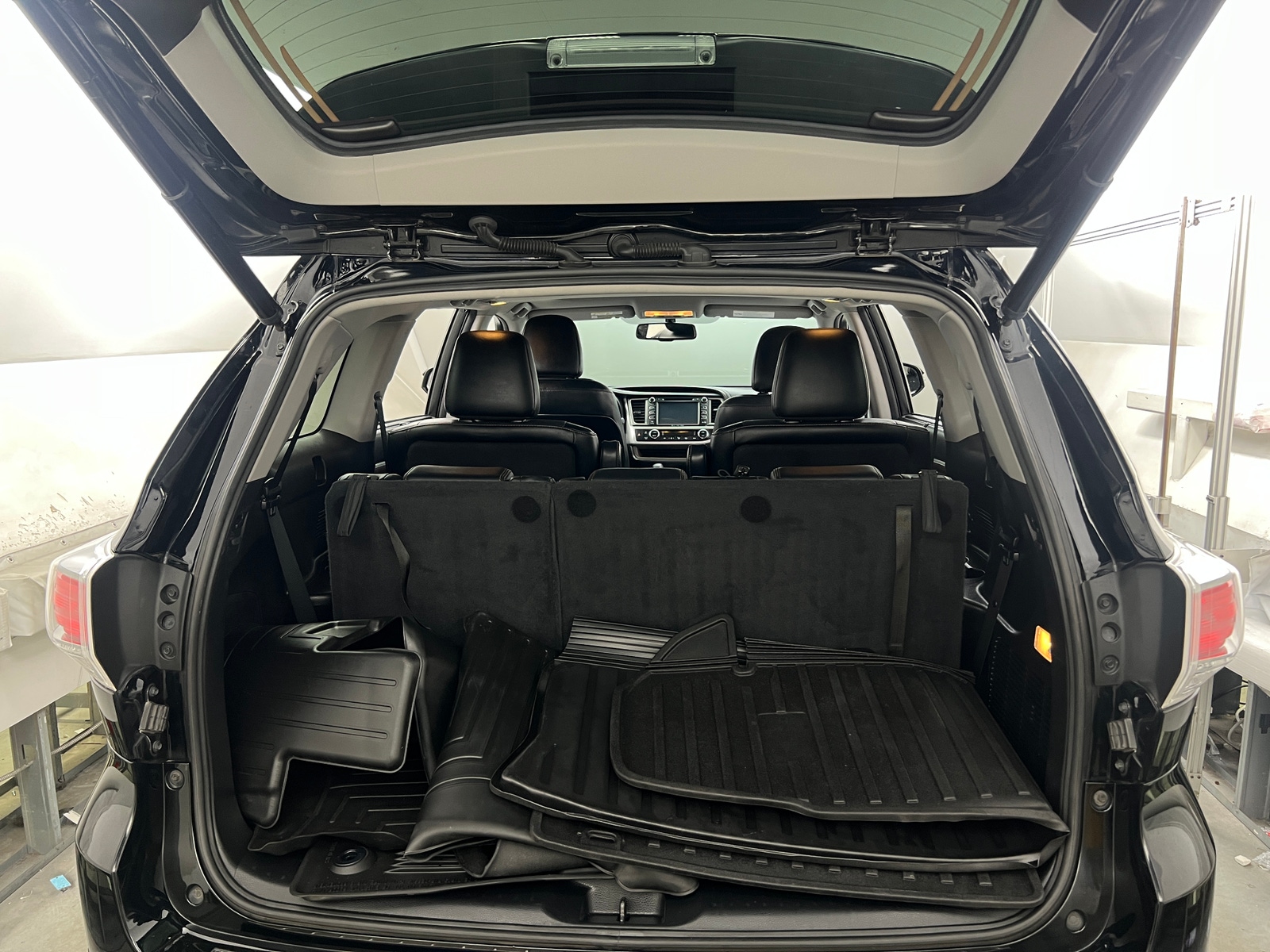 Thumbnail: 2016 Toyota Highlander - 6