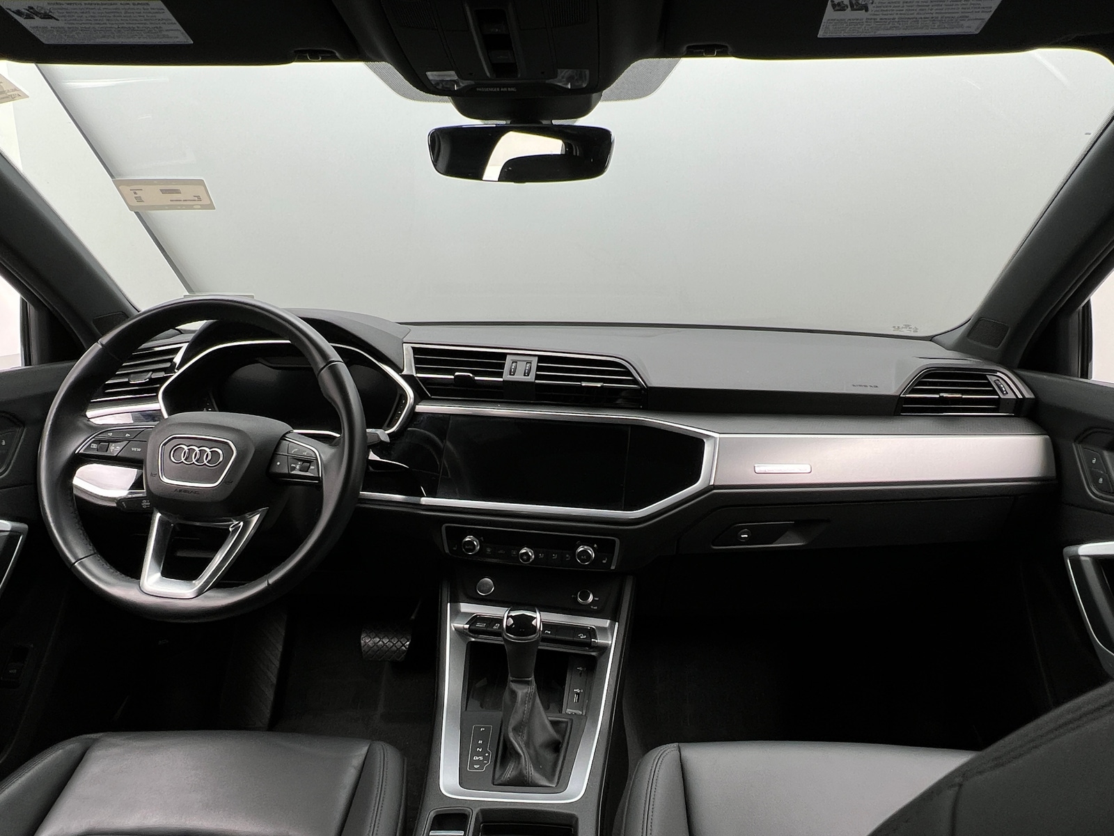 Thumbnail: 2020 Audi Q3 - 2