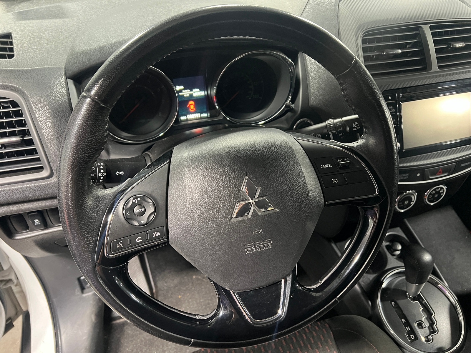 Thumbnail: 2017 Mitsubishi Outlander Sport - 5