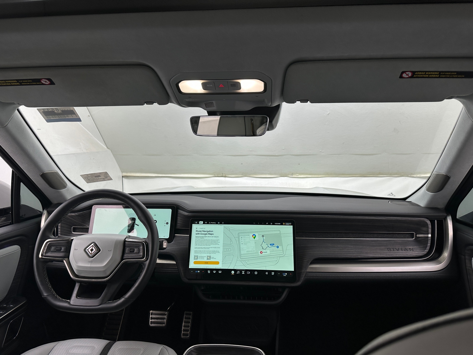 Thumbnail: 2023 Rivian R1S - 2