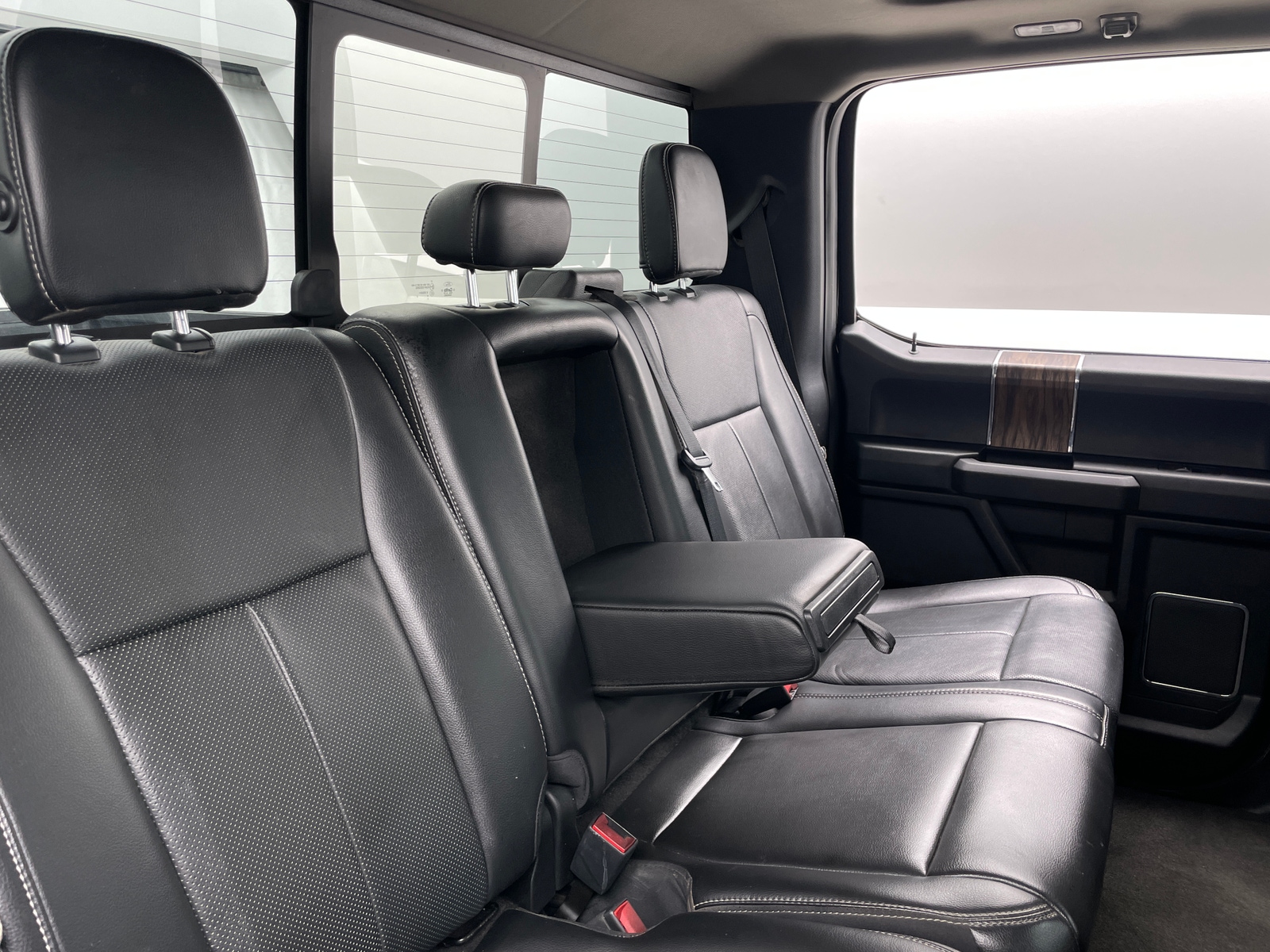 Thumbnail: 2018 Ford Econoline - 5