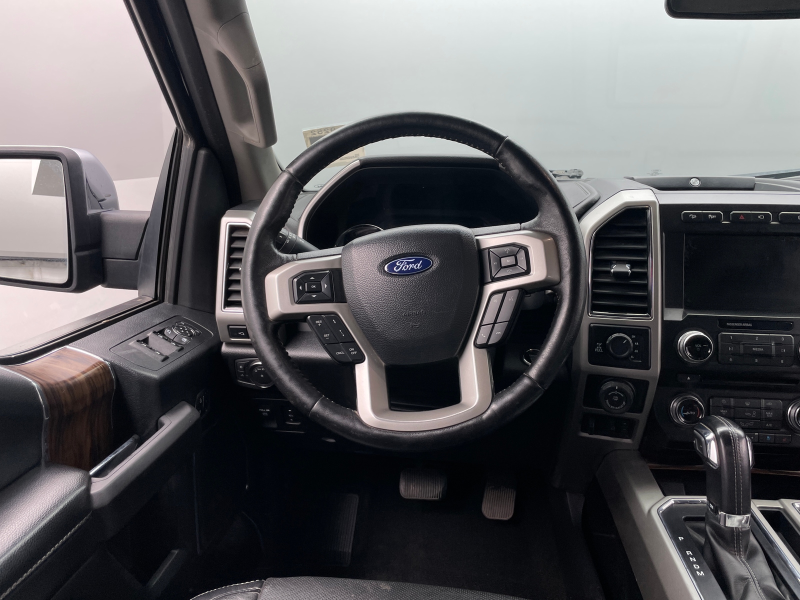 Thumbnail: 2018 Ford Econoline - 4