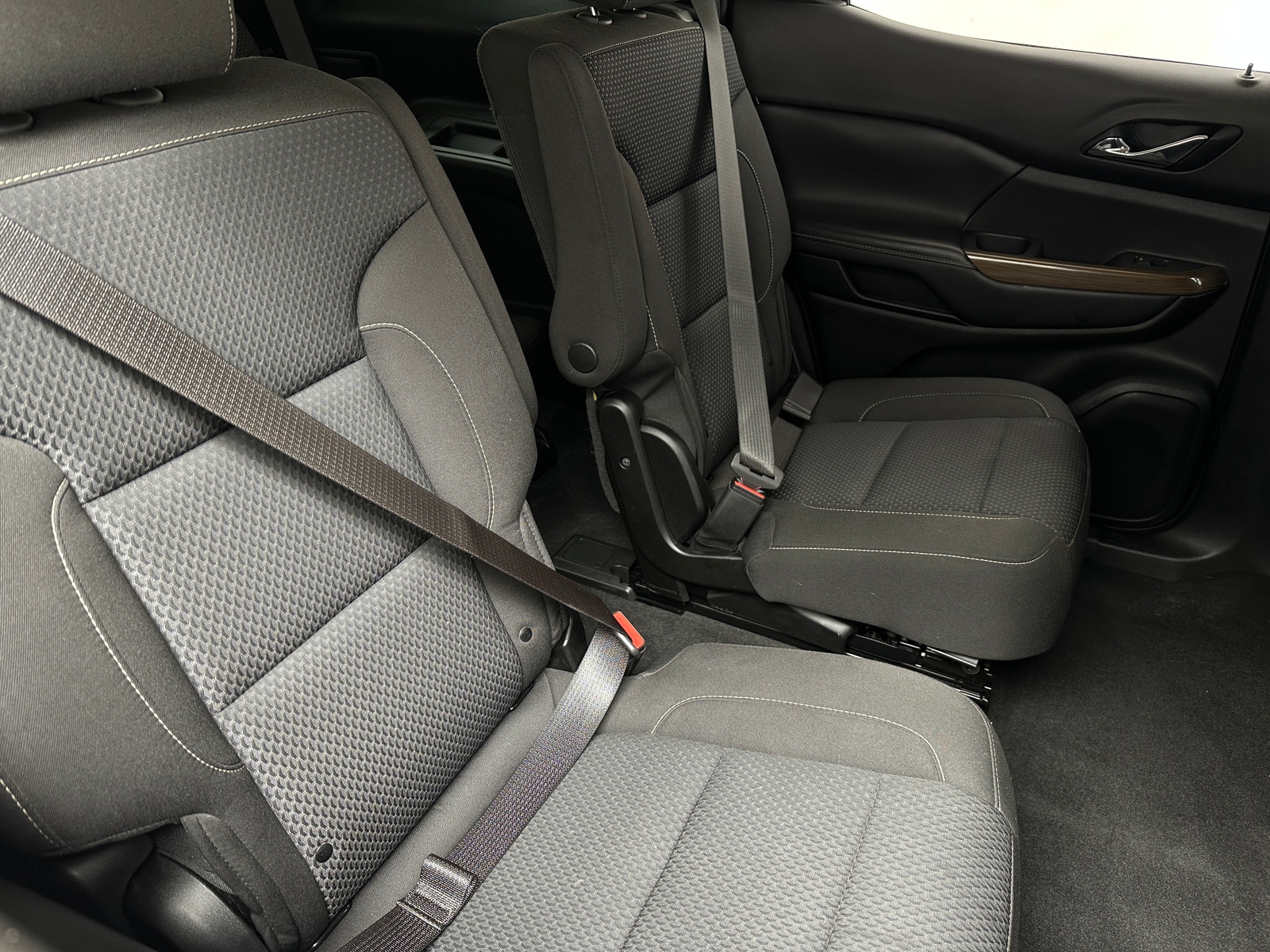 Thumbnail: 2021 GMC Acadia - 6