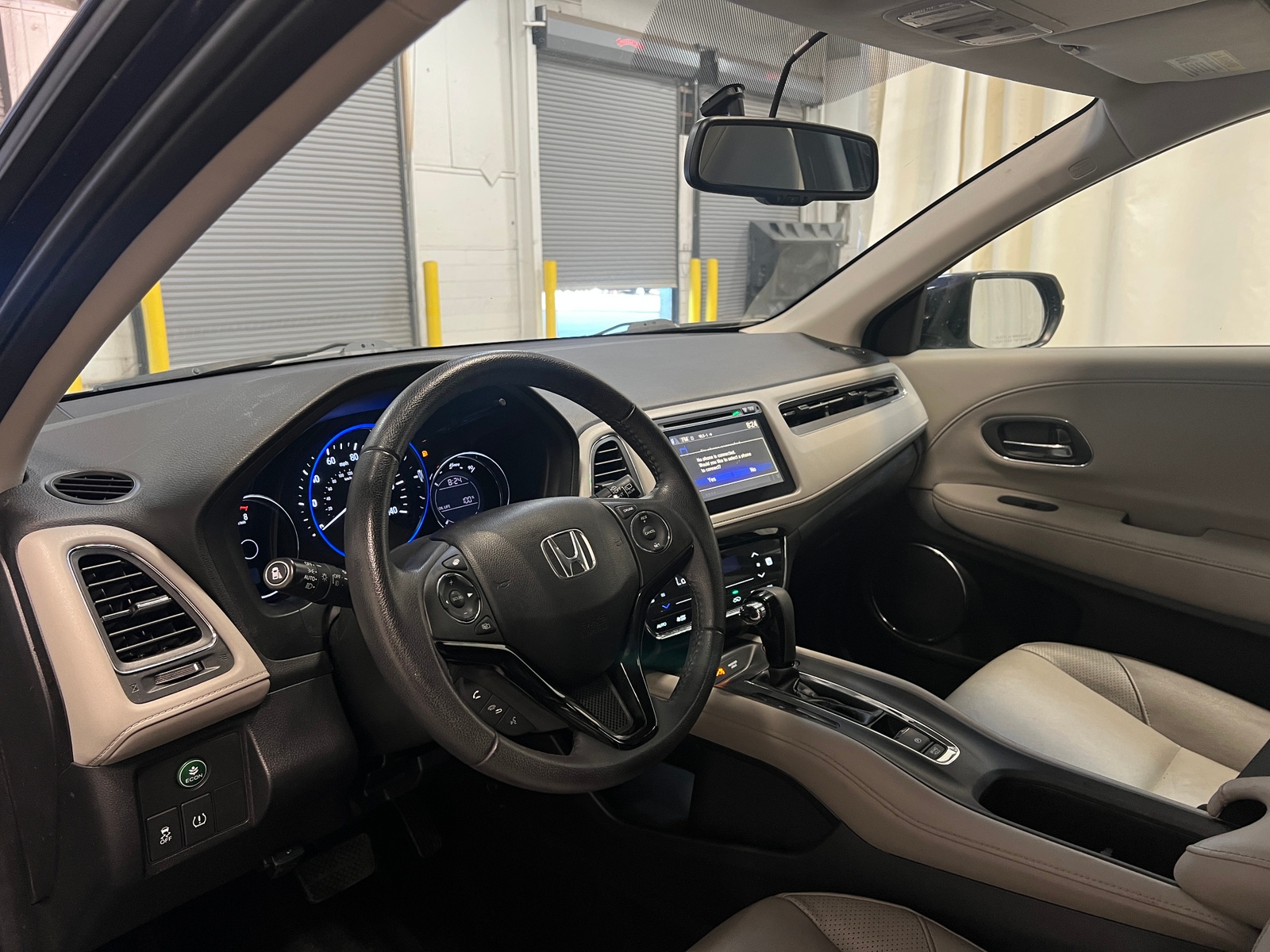Thumbnail: 2017 Honda HR-V - 2