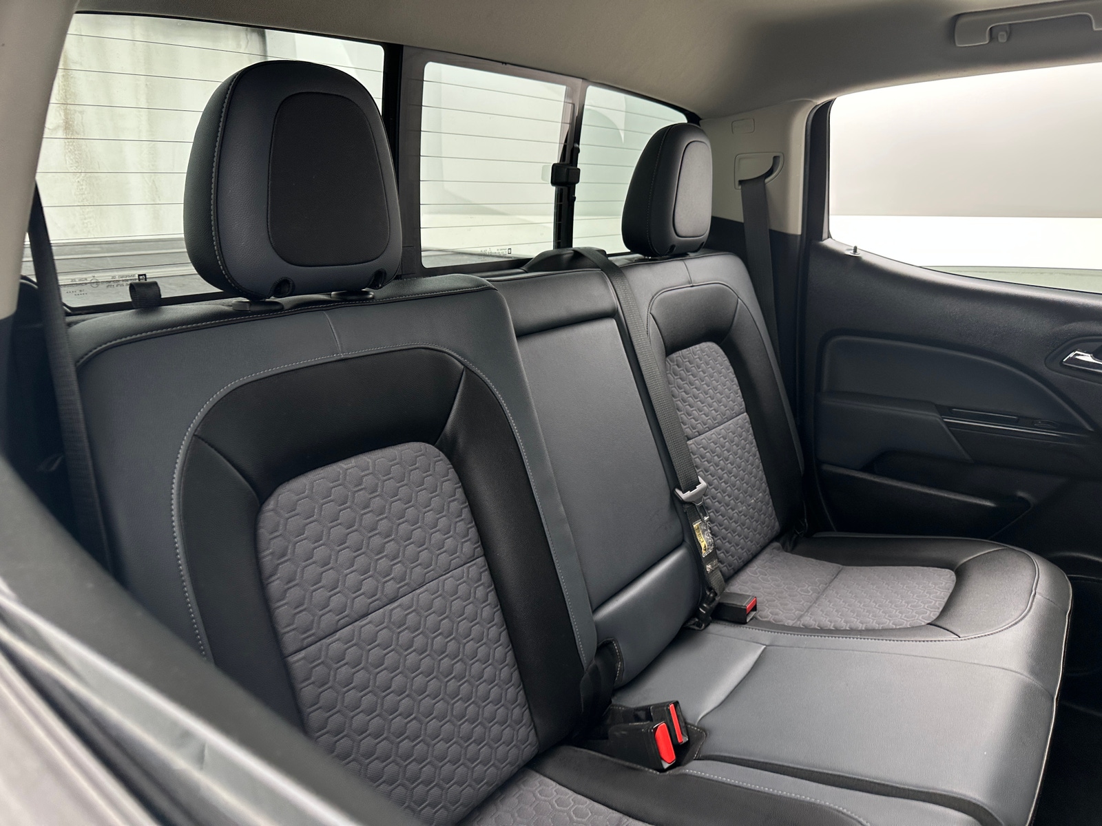 Thumbnail: 2016 Chevrolet Colorado - 5