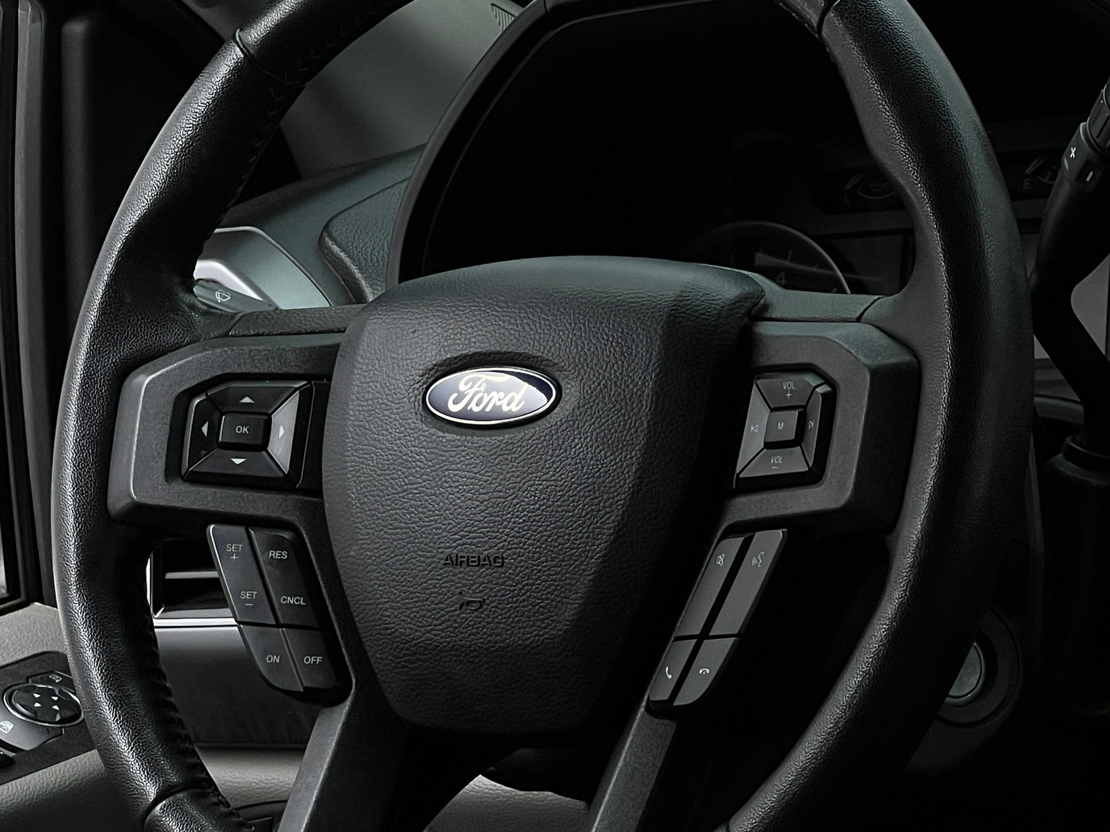 Thumbnail: 2019 Ford Econoline - 5