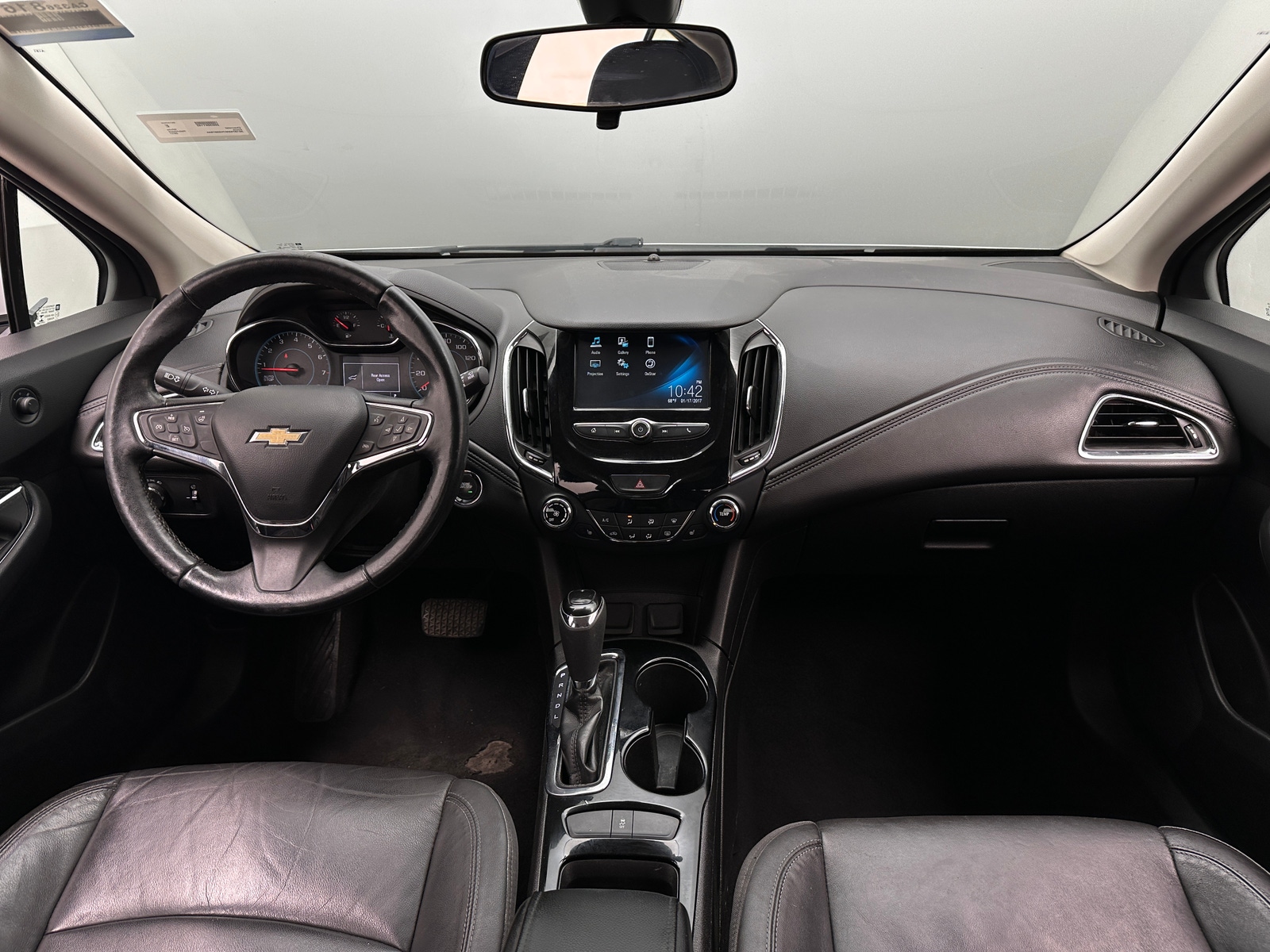 Thumbnail: 2017 Chevrolet Cruze - 2