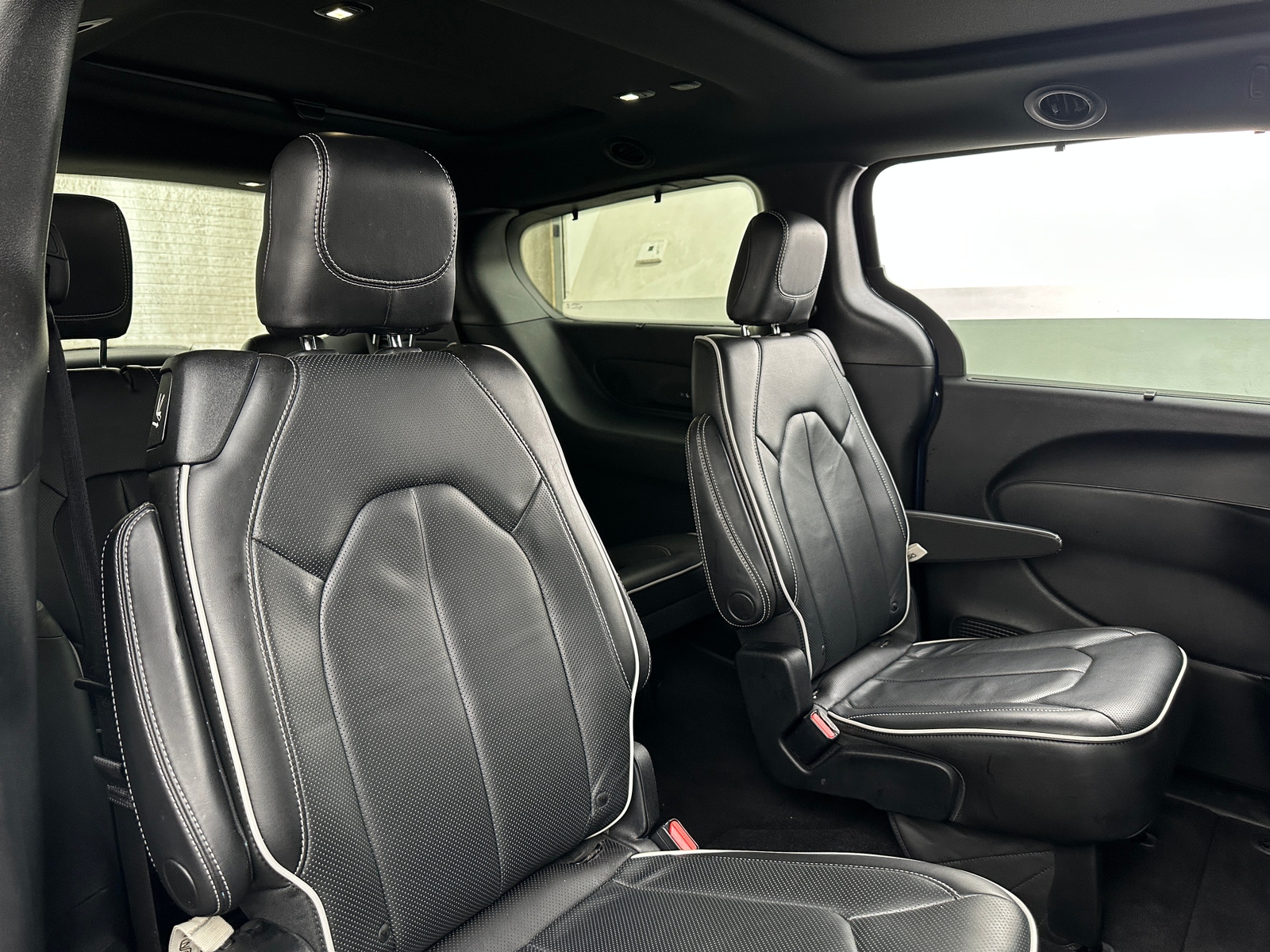 Thumbnail: 2019 Chrysler Pacifica - 5