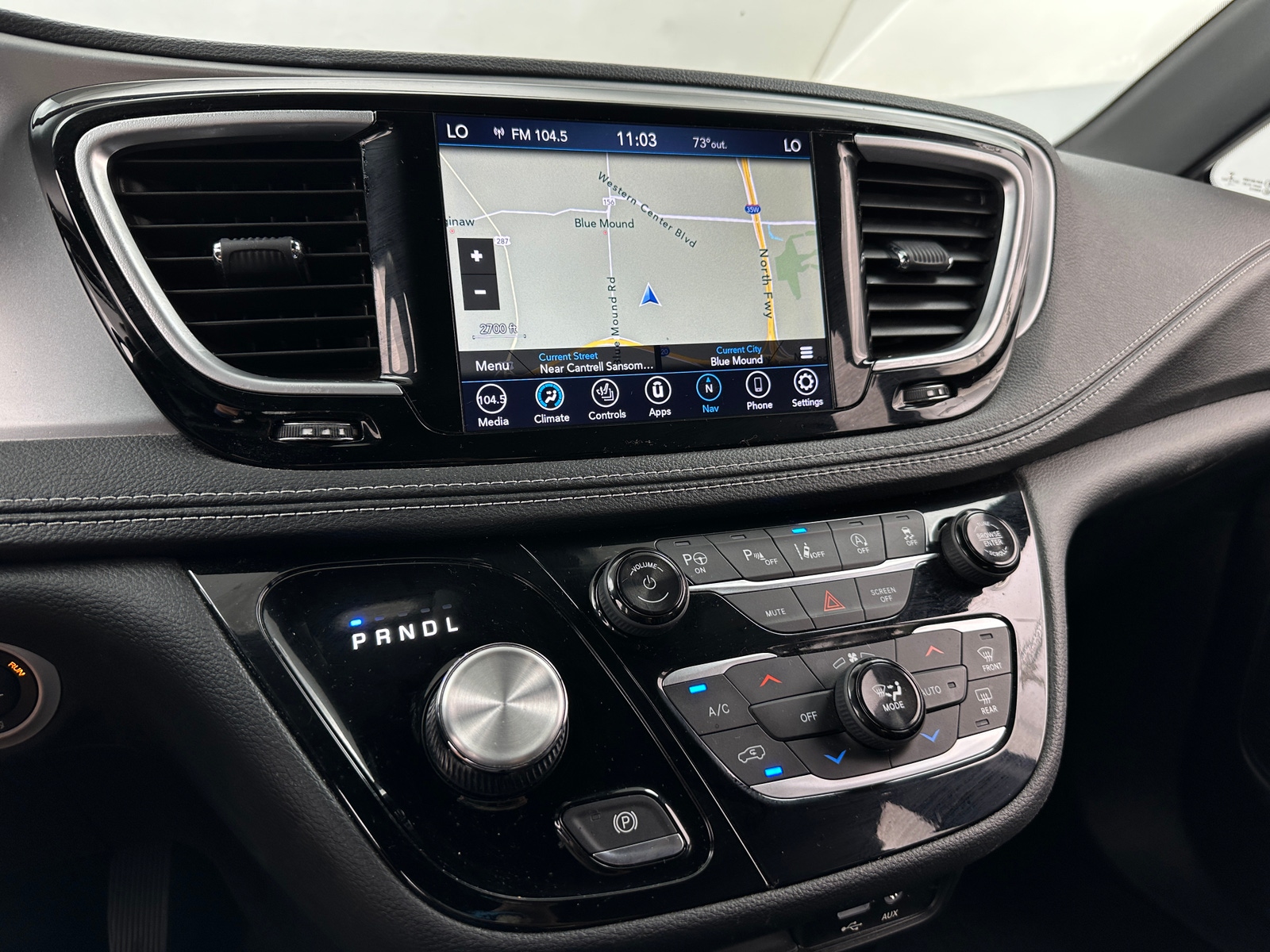 Thumbnail: 2019 Chrysler Pacifica - 3