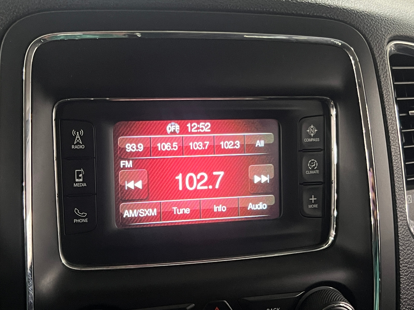 Thumbnail: 2015 Dodge Durango - 4