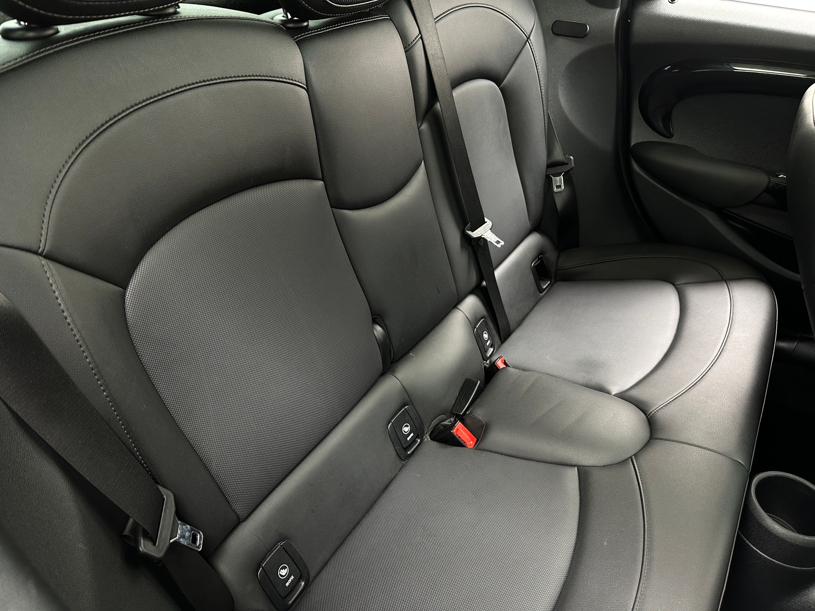 Thumbnail: 2019 MINI Cooper Hardtop - 5