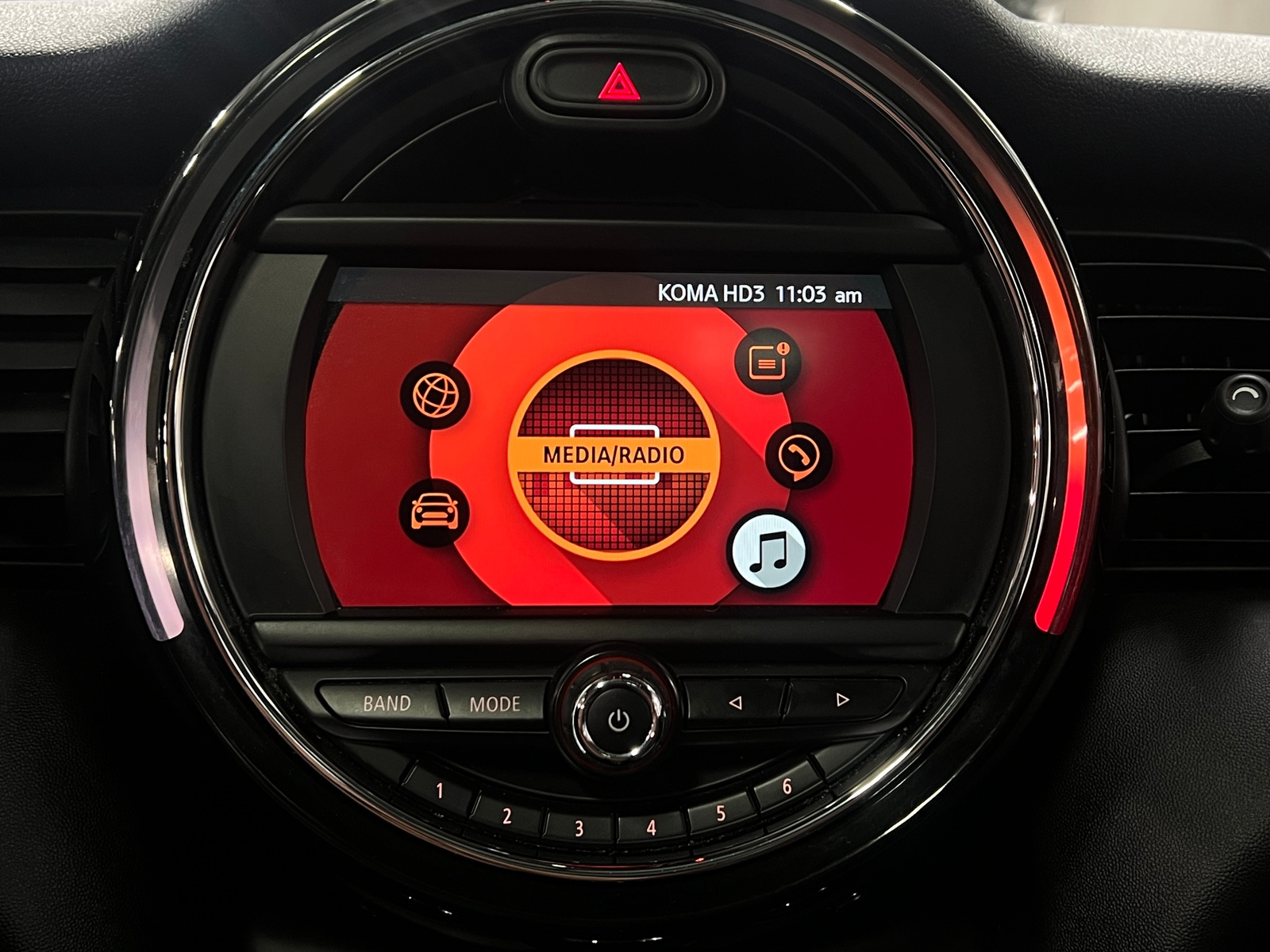 Thumbnail: 2019 MINI Cooper Hardtop - 3