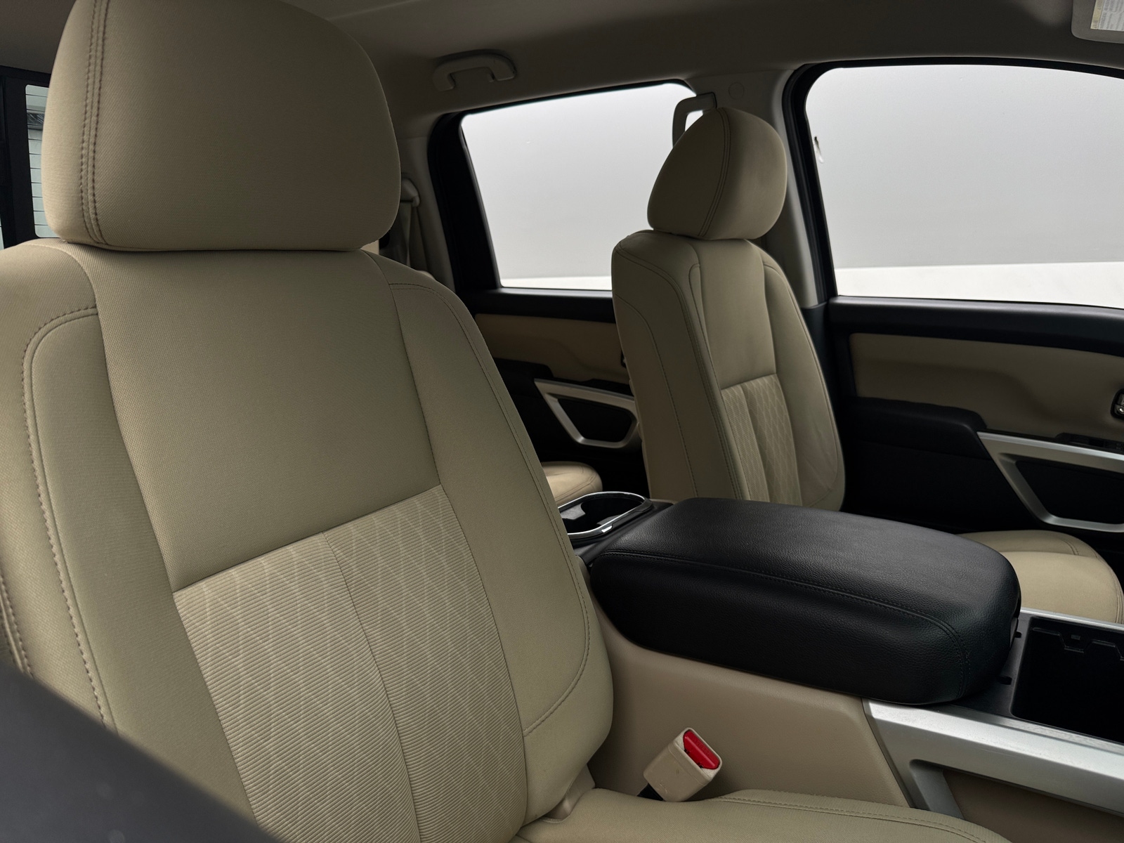 Thumbnail: 2018 Nissan Titan - 2